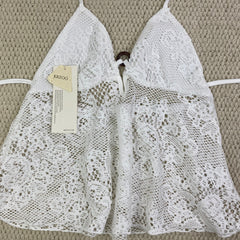 Ruffled lace circular necked top with hollow design