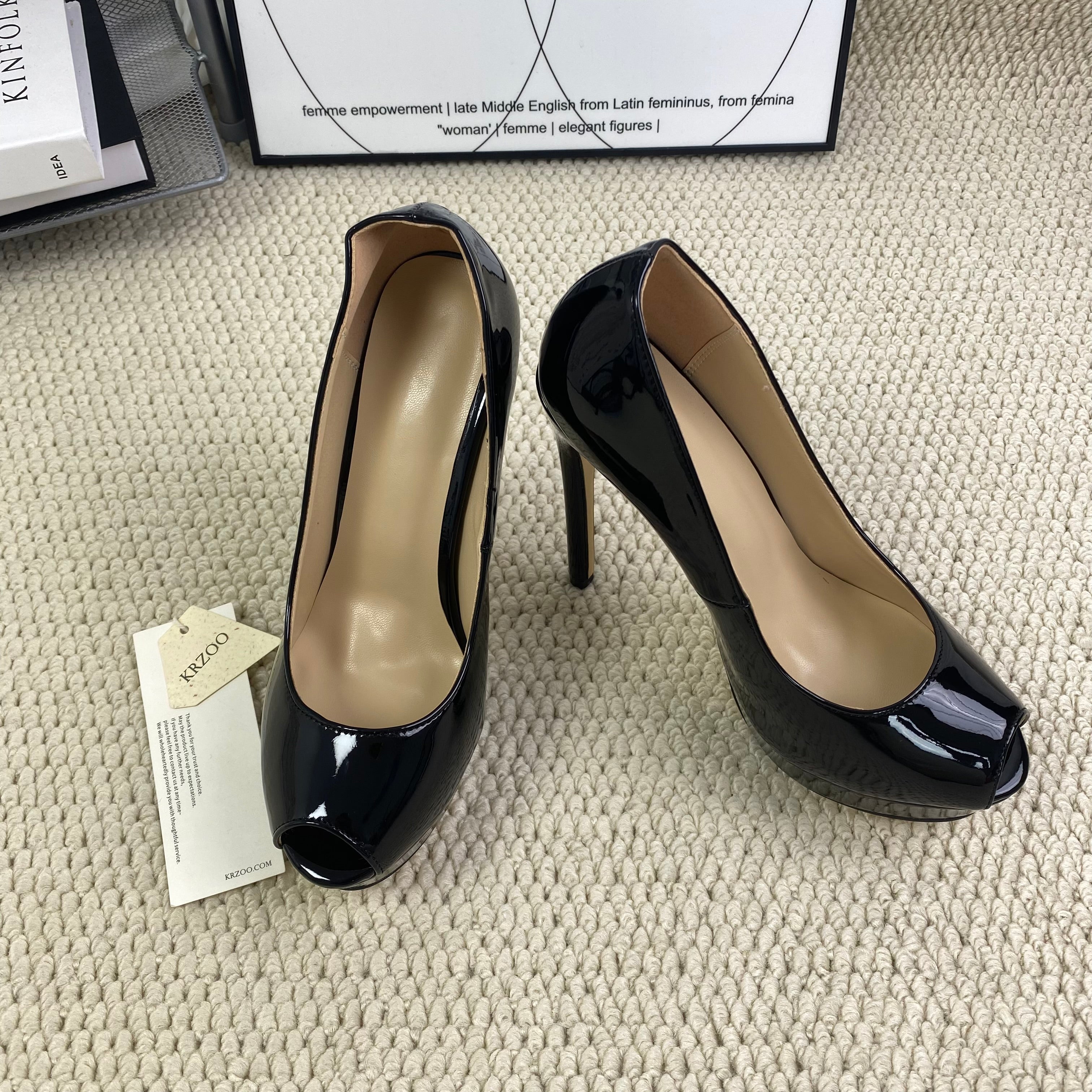 Fish-mouthed thin-soled high heels