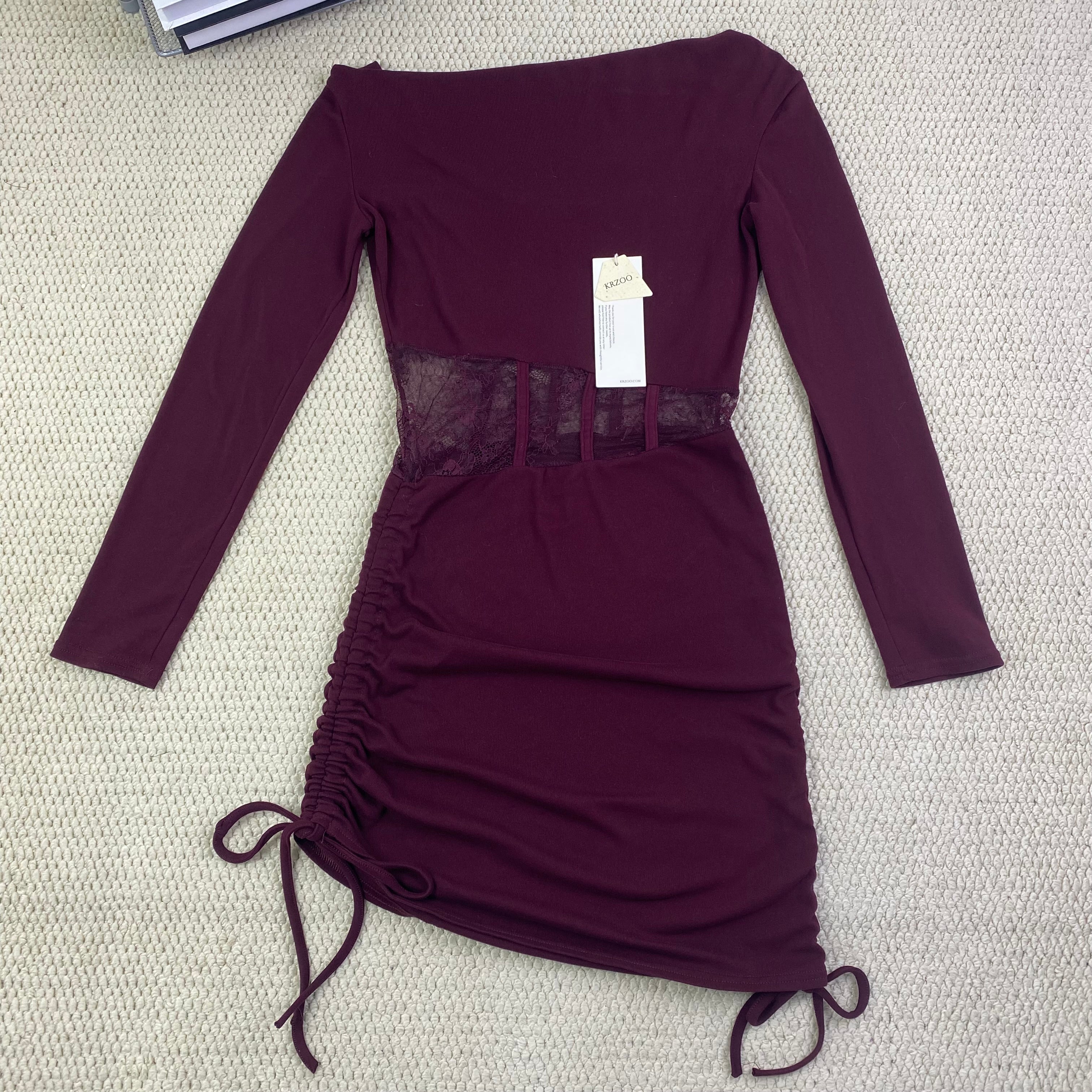 Slightly belted lace plaid dress