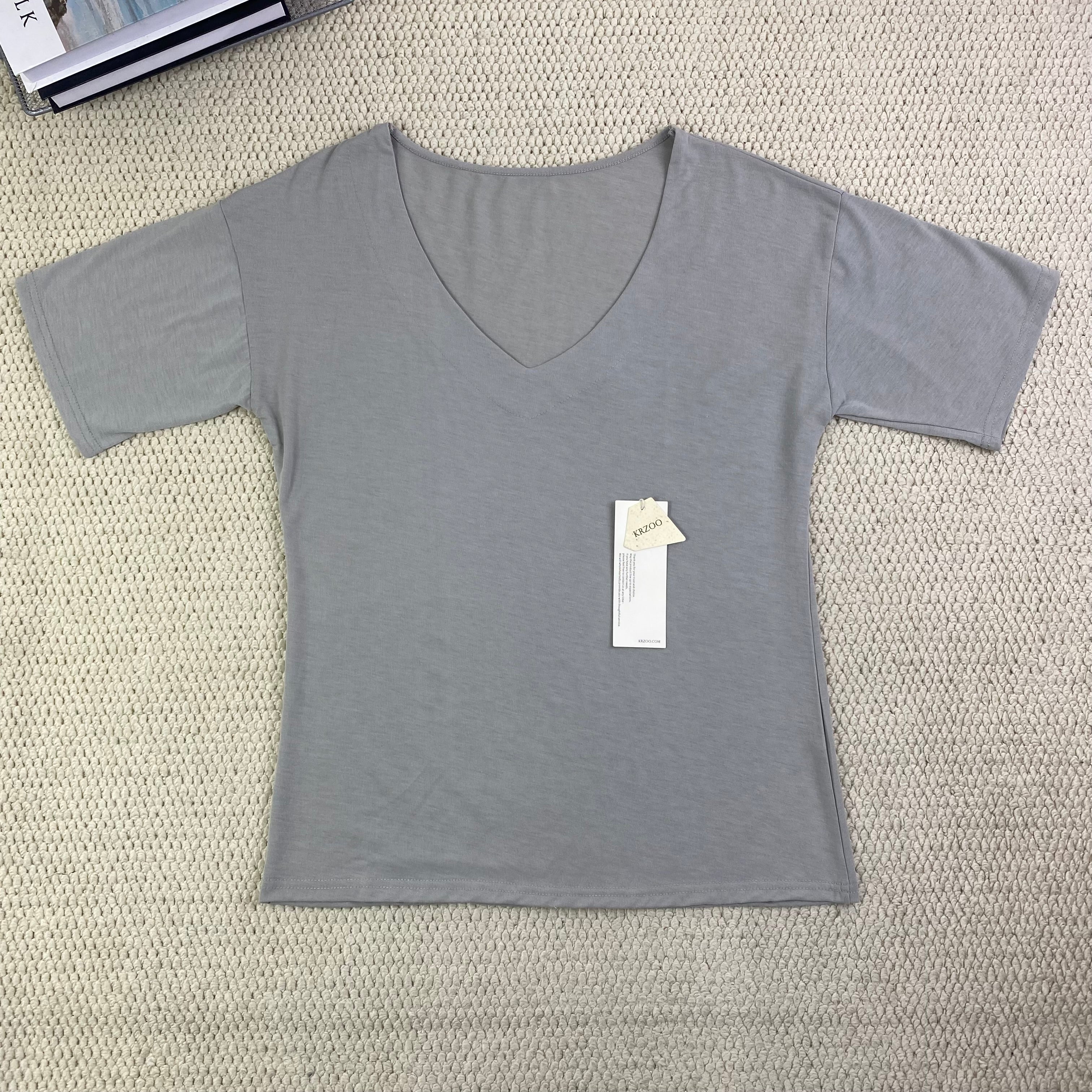 V-neck washed vintage base T-shirt