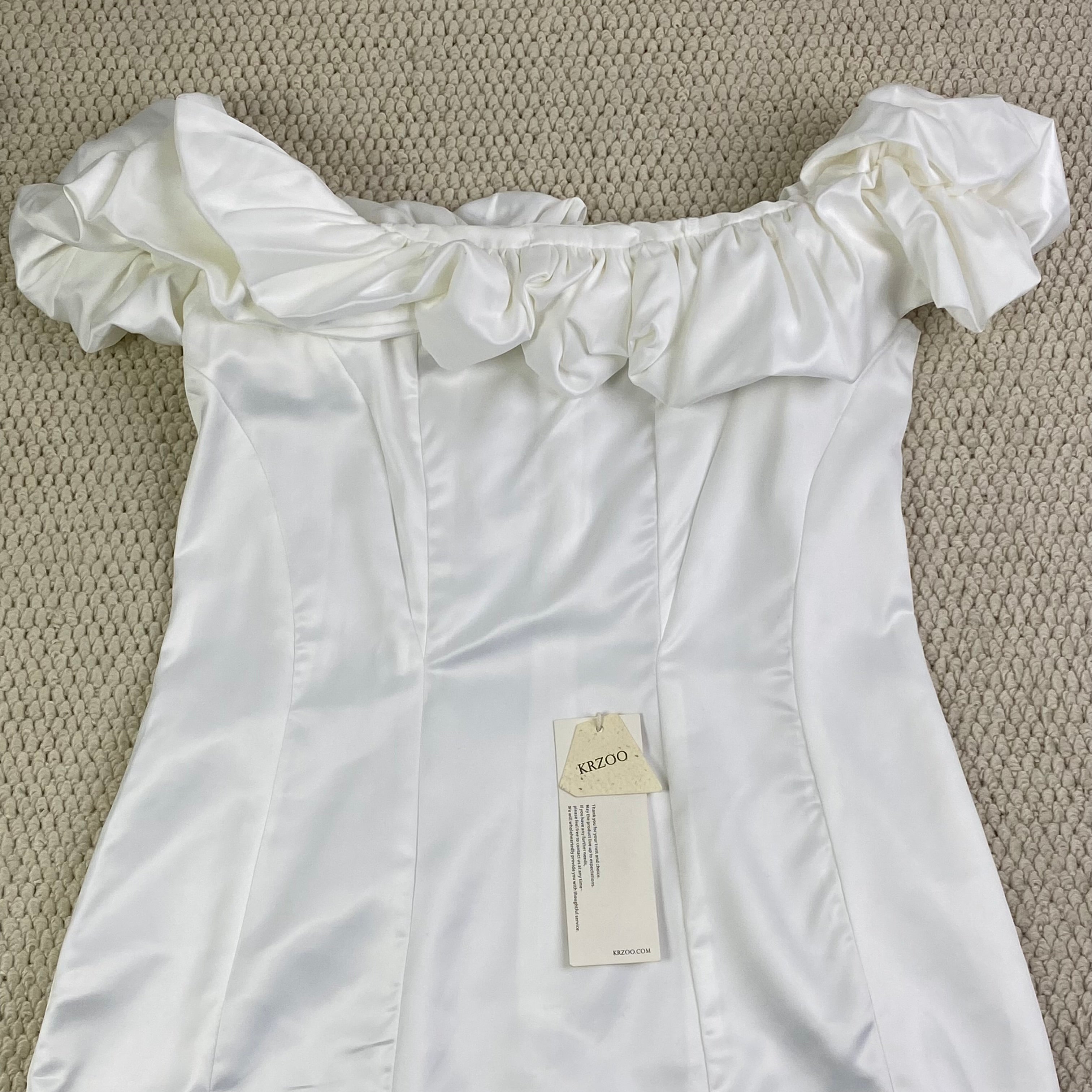 Ruffled-edge one-shoulder dress