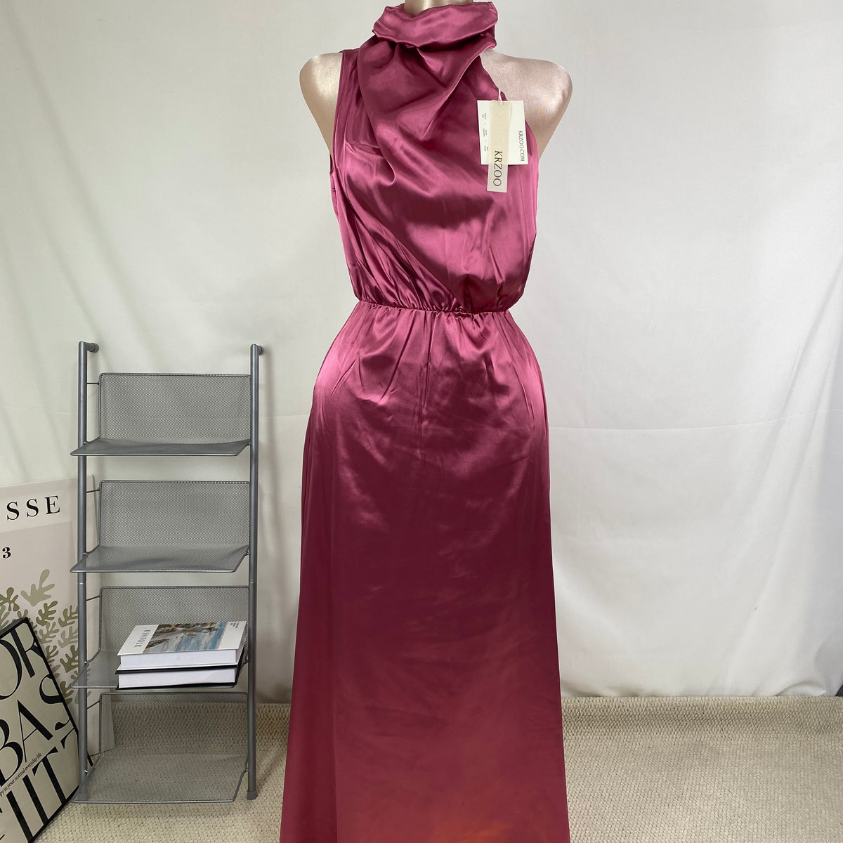 Sleeveless neckless solid-colored satin dress