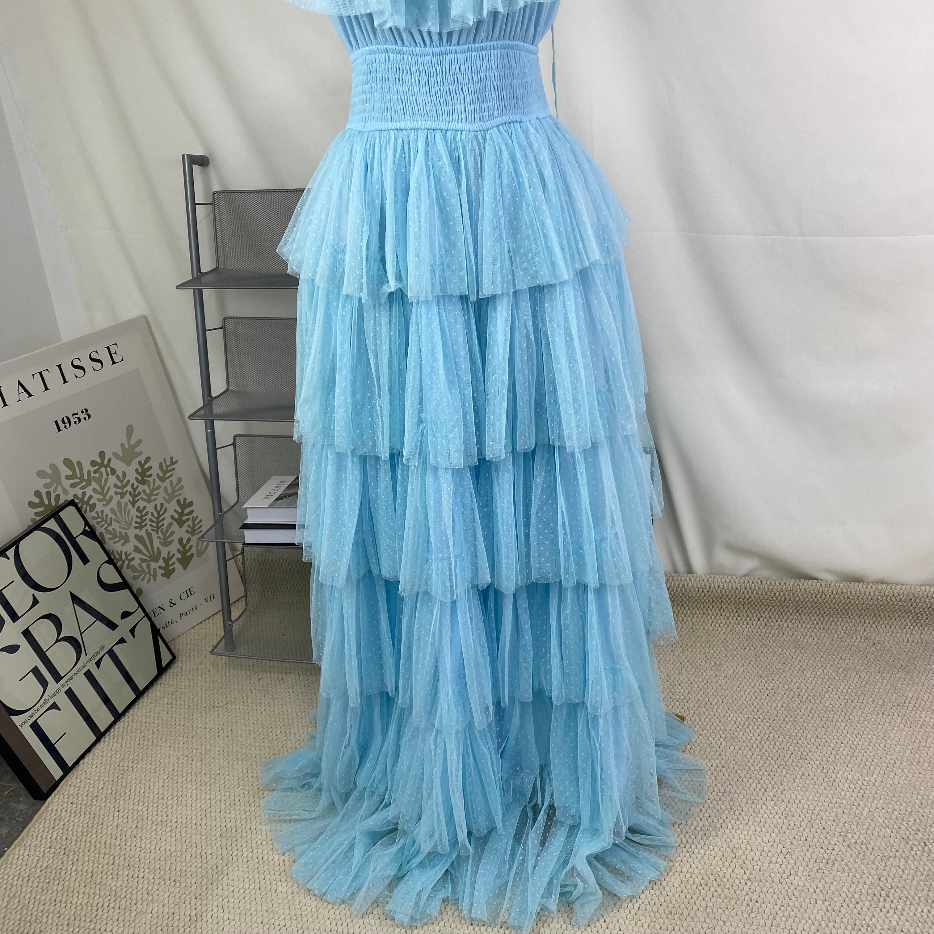Breathable sleeveless long dress