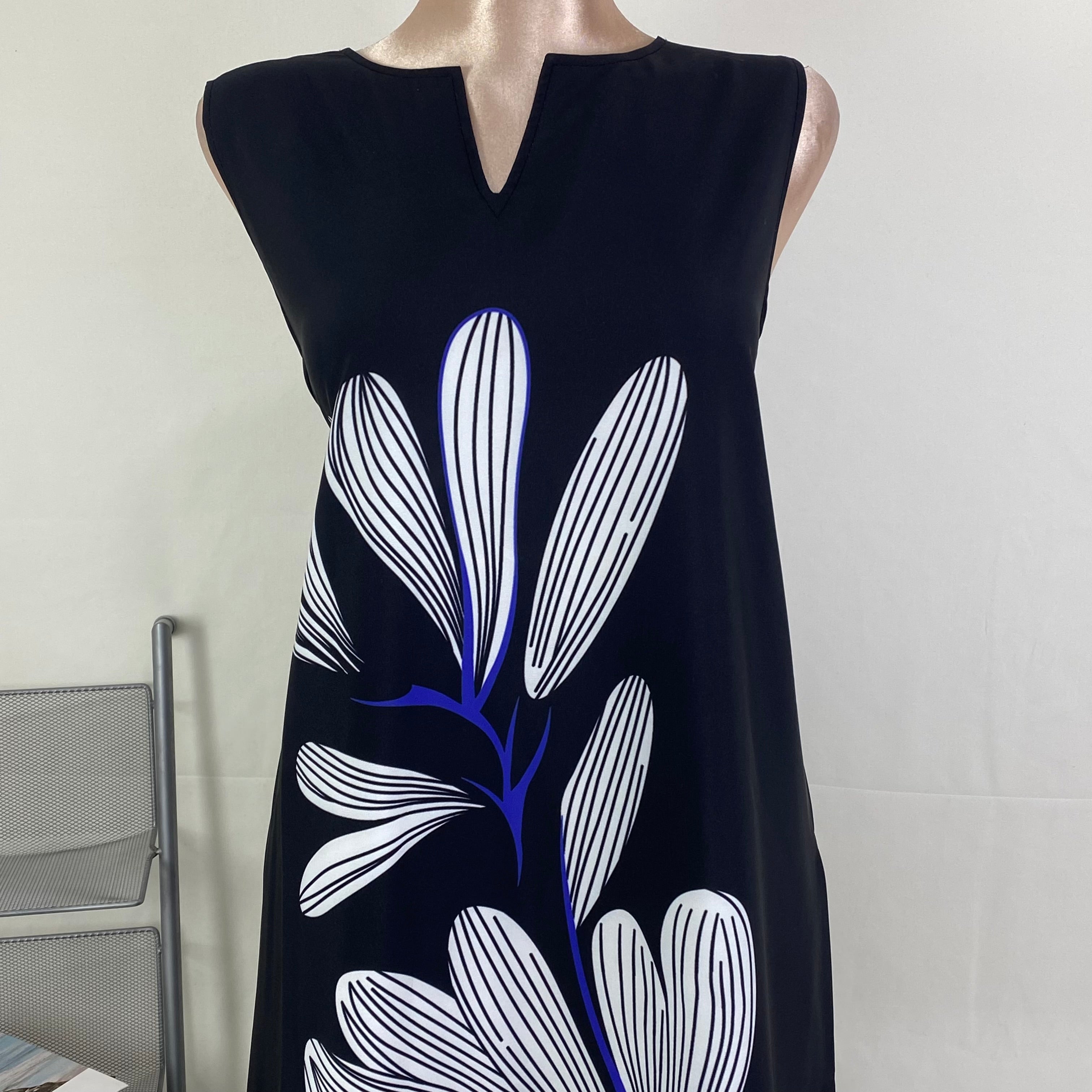 Printed dress, sleeveless long dress