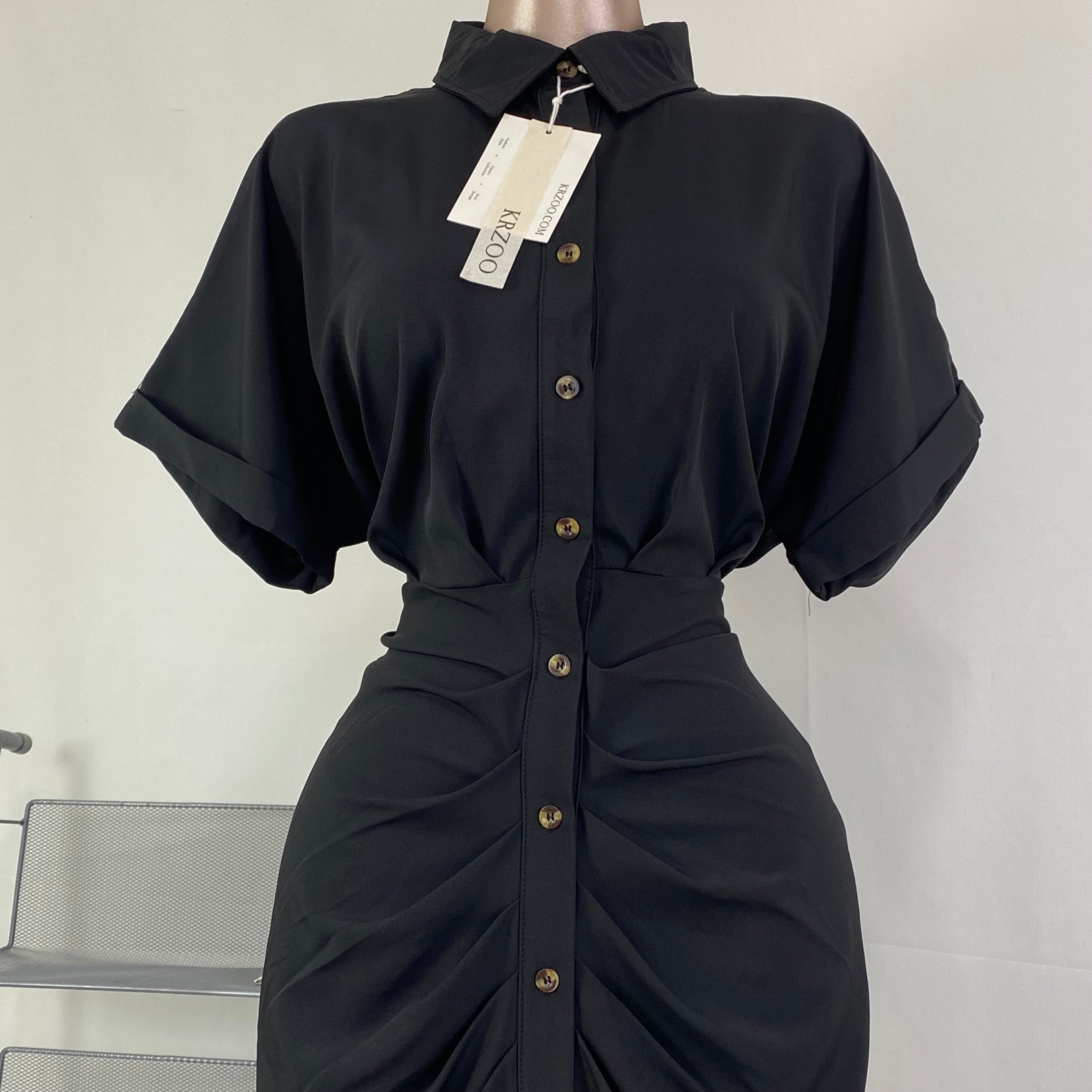 Short-sleeved pleated blouse dress