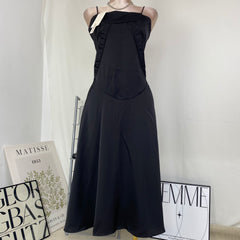 Strap-on figure-hugging backless long dress