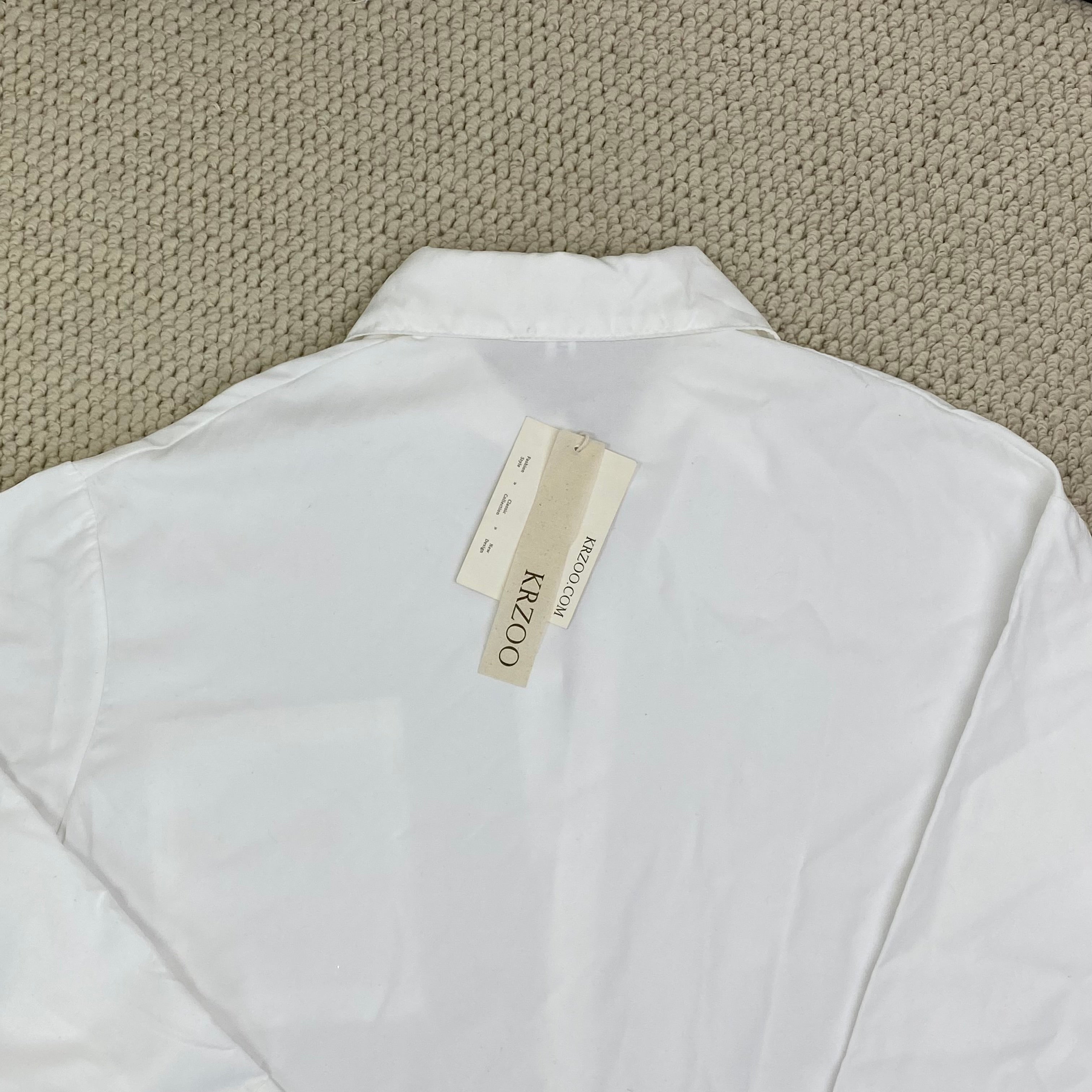 Pure-color long-sleeved shirt