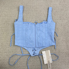 Zippered bodice with fishbone belt top garment
