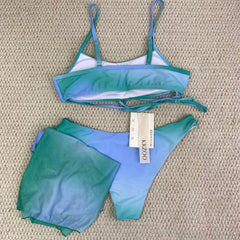 Separate three-piece swimming suit