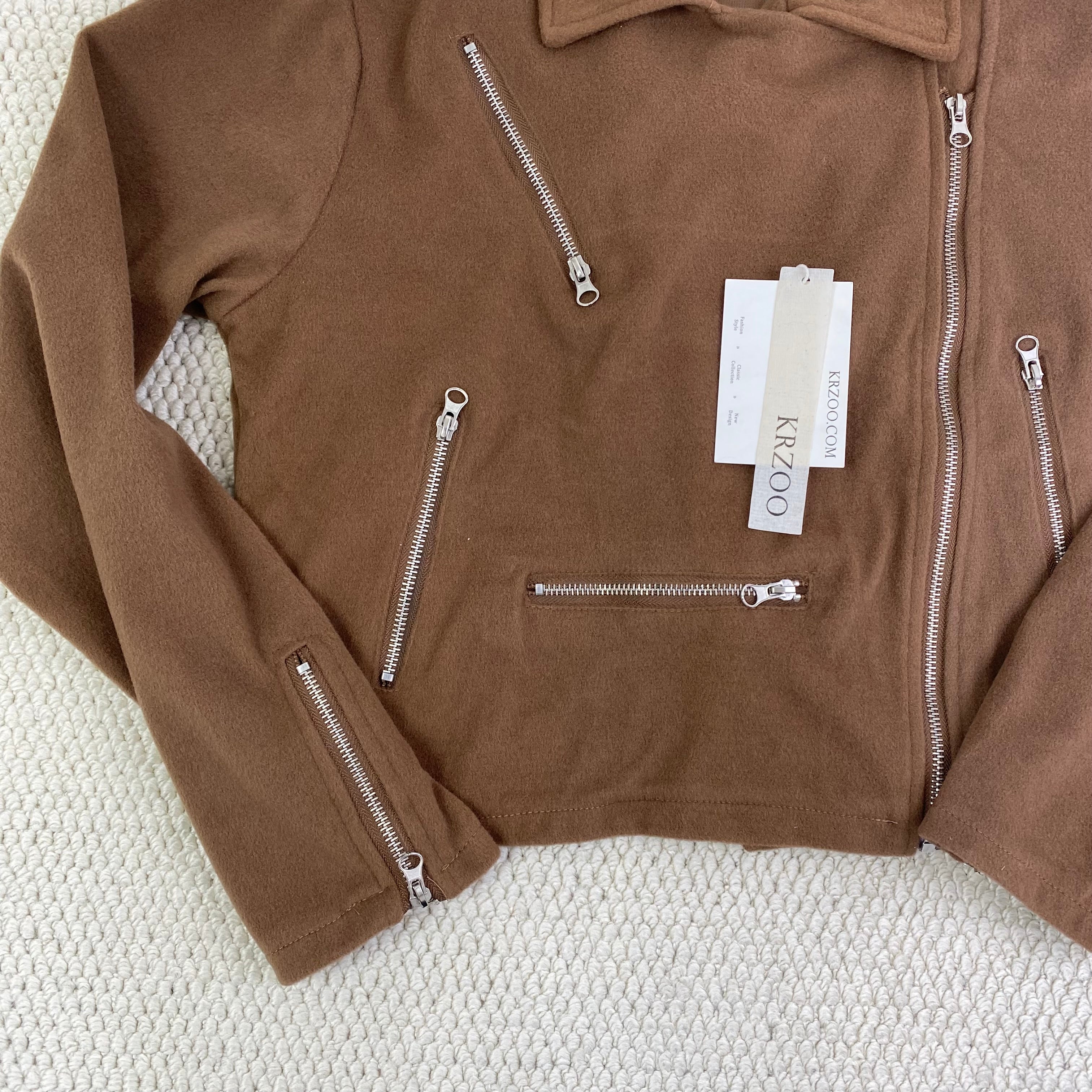 Collared multiple-zipper short coat
