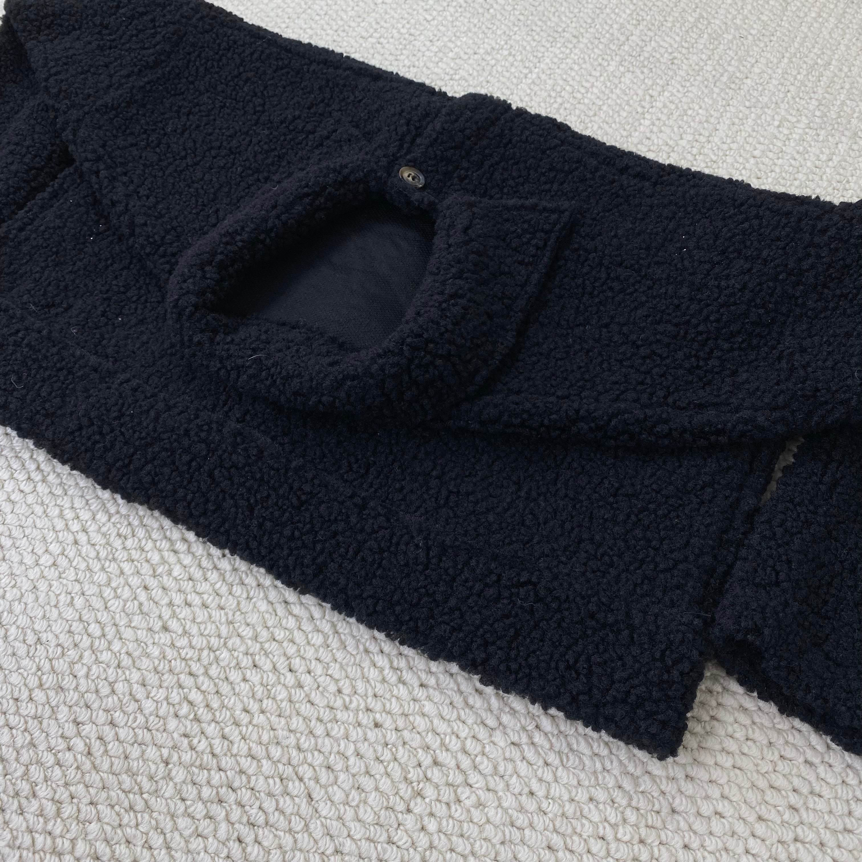 Collared single-breasted sheepskin coat