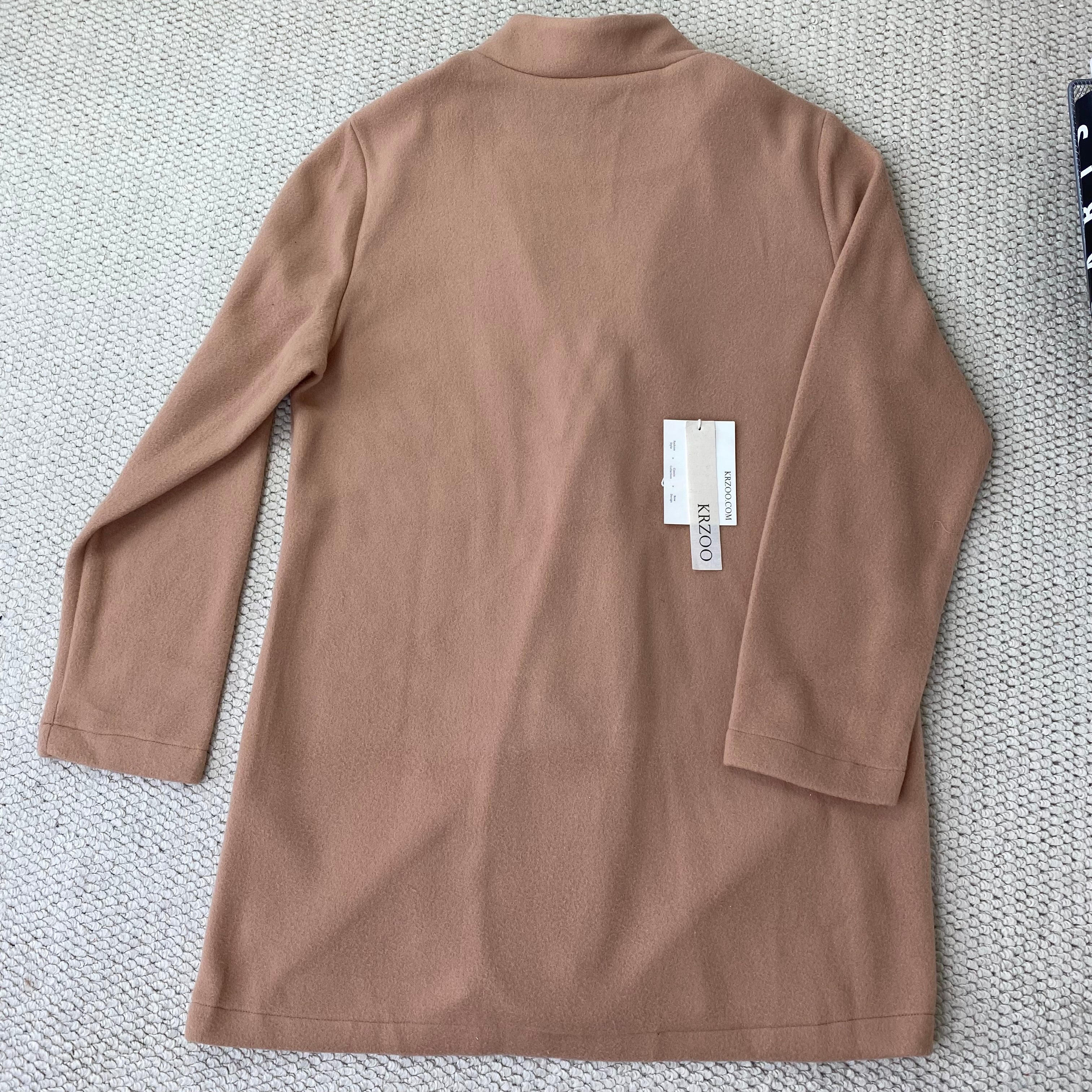 Solid-colored stand-up collar wool coat