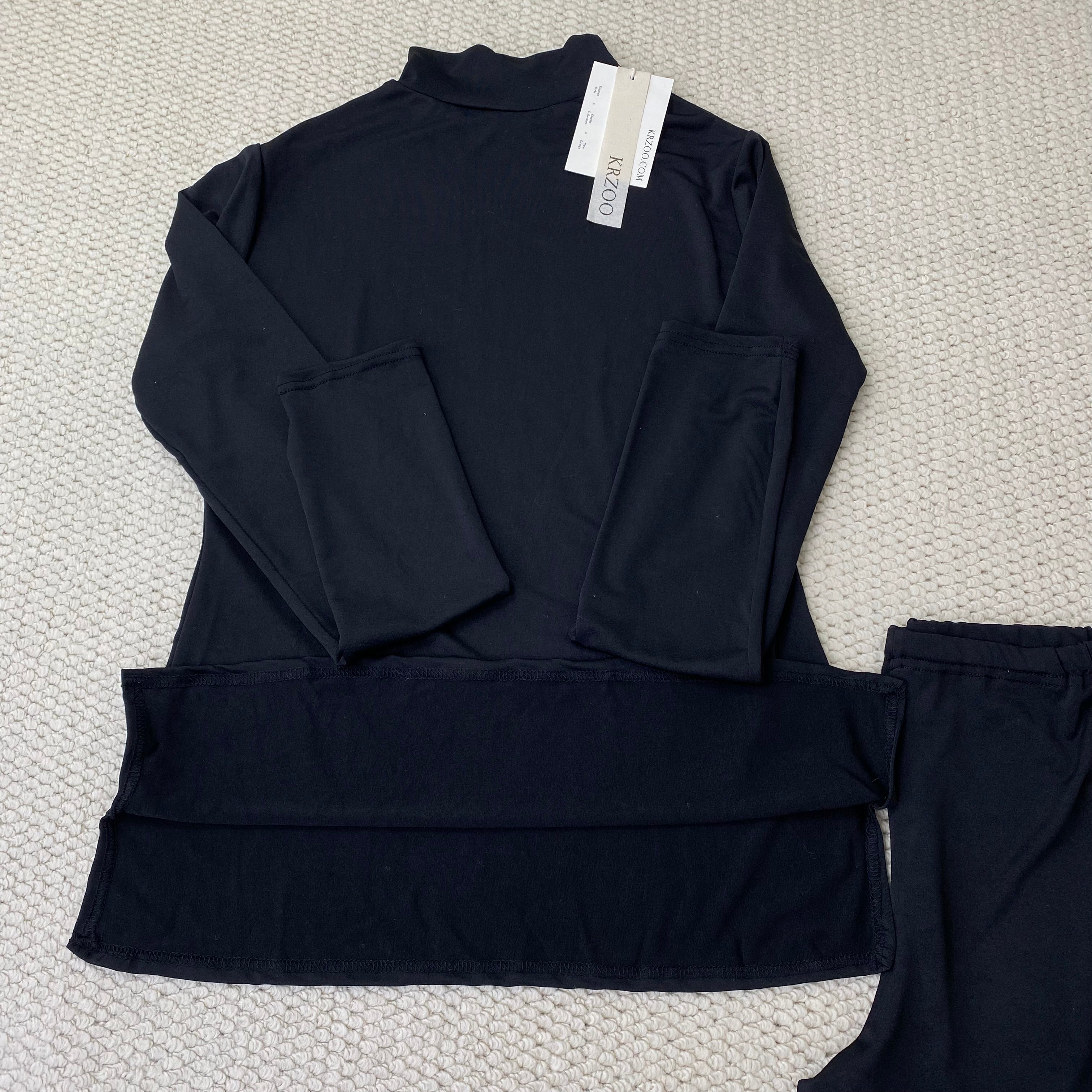 Base layer shirt and long-sleeved T-shirt set