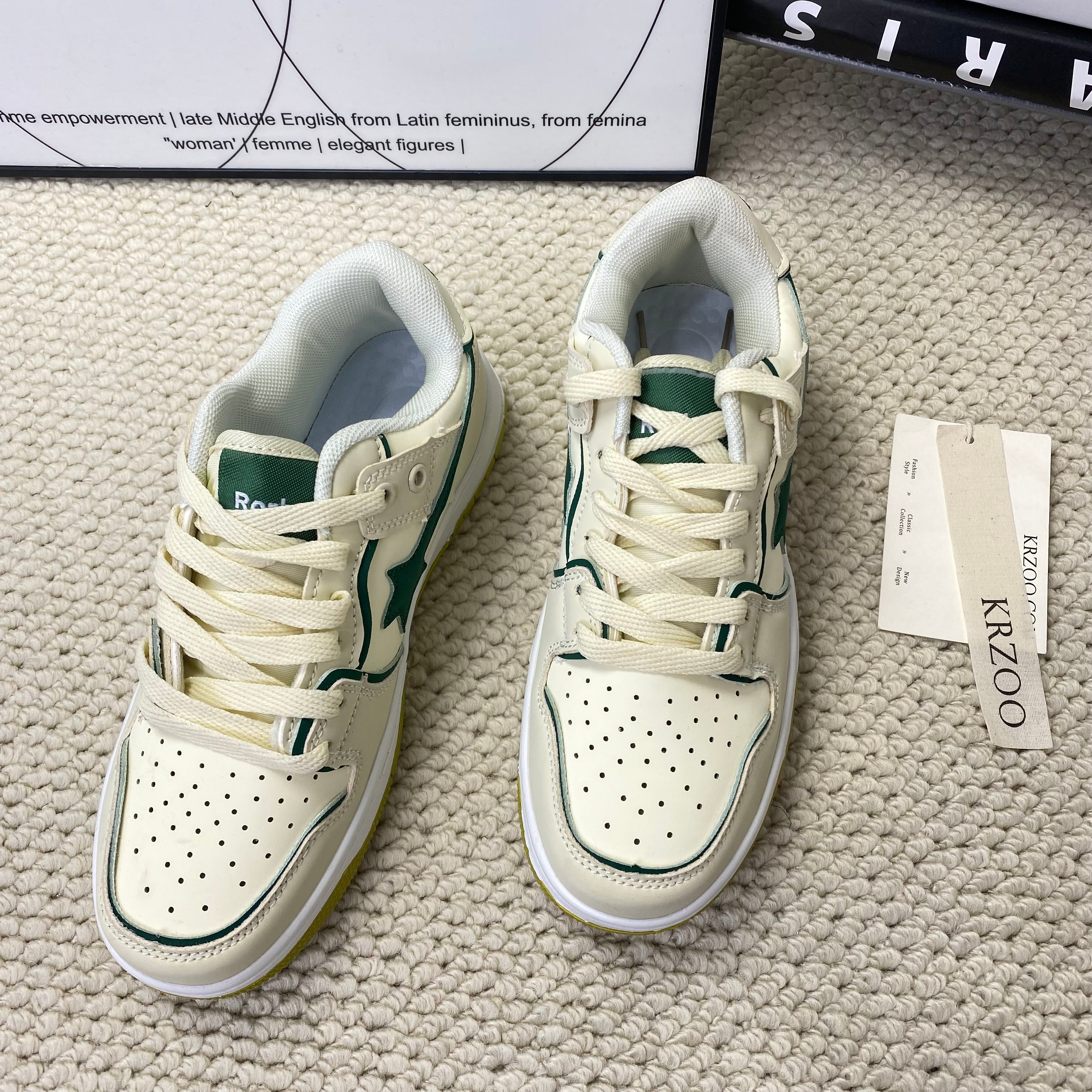 Casual shoes and versatile sneakers