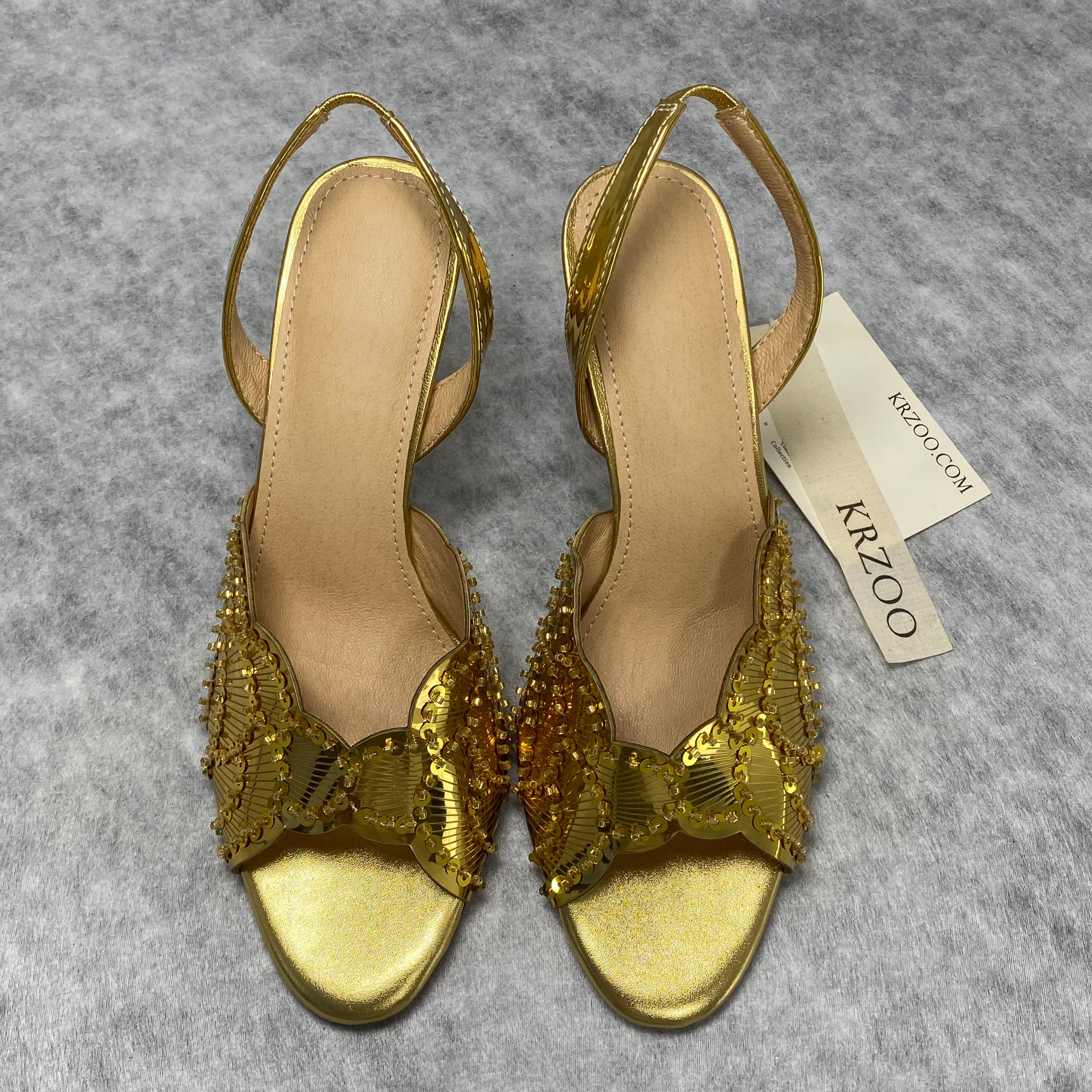 Beaded petal-shaped scale high-heeled shoes