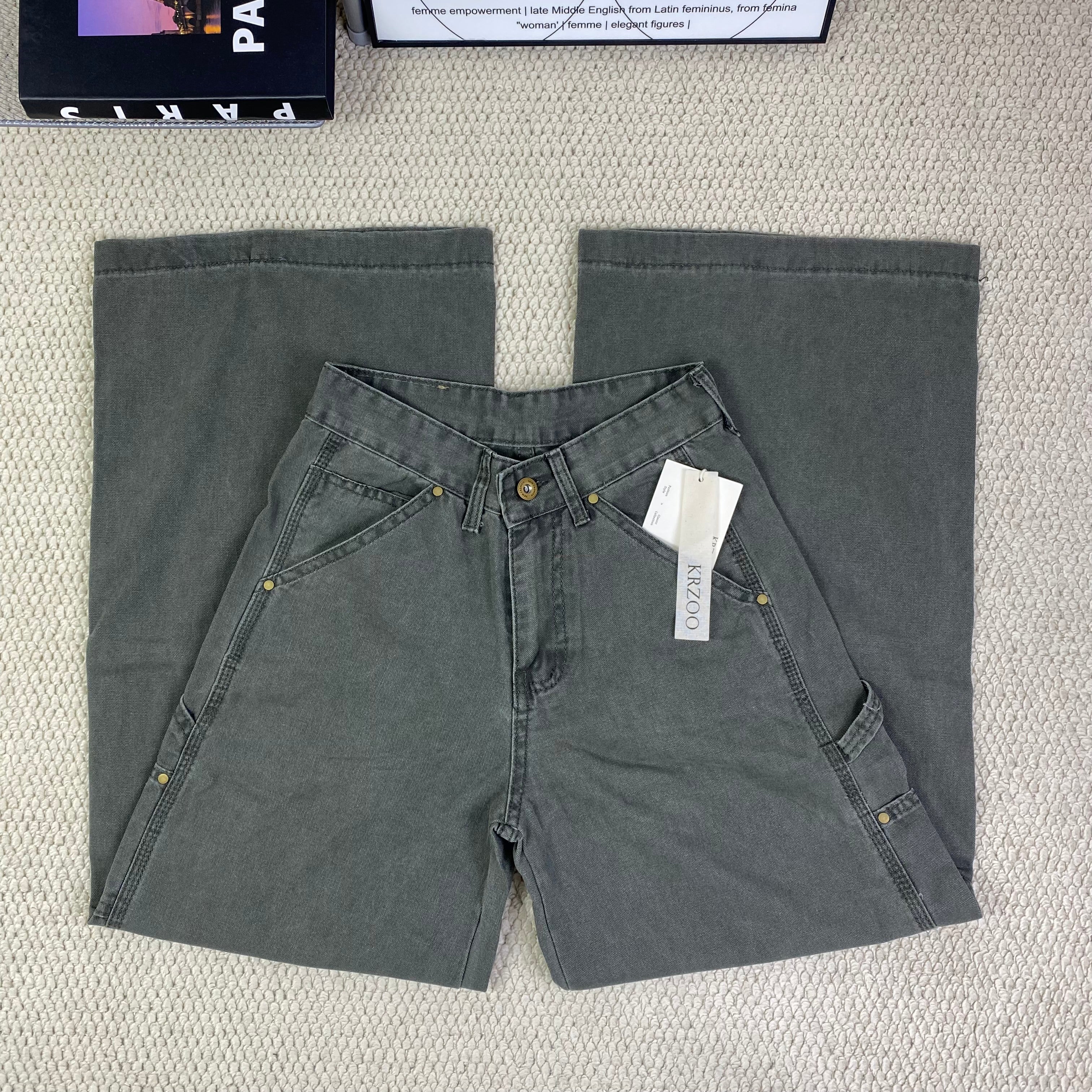 High-waisted wide-leg floor-length jeans