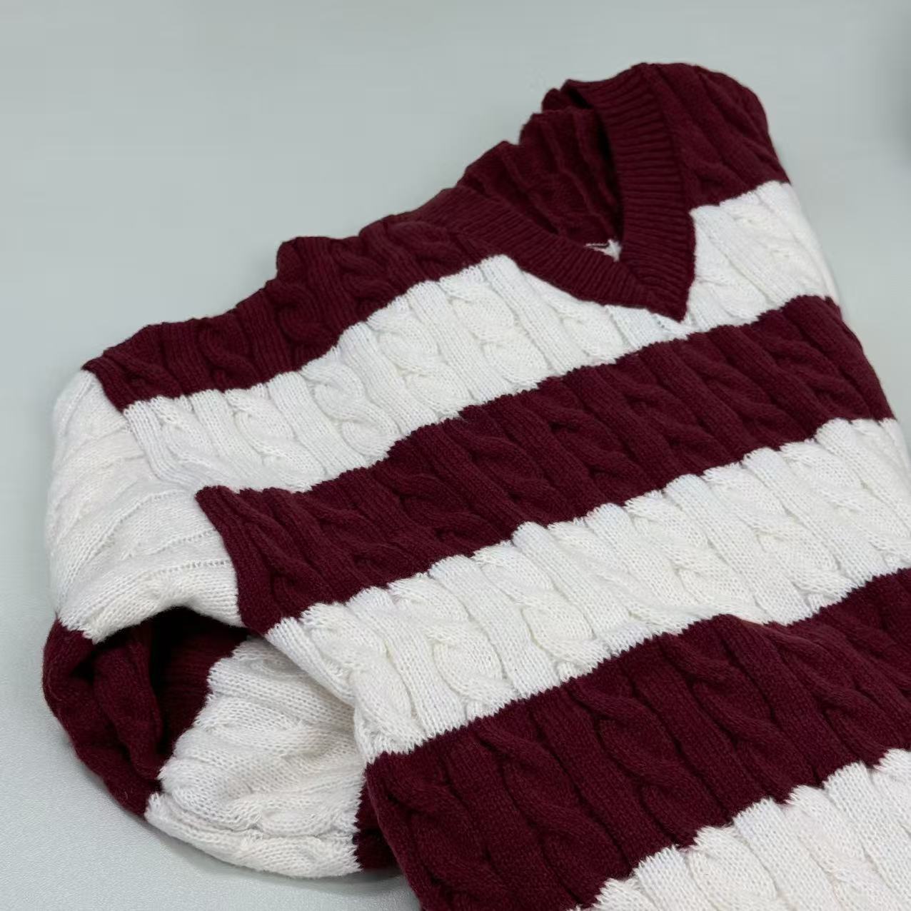 Loose V-neck vintage contrasting stripe sweater