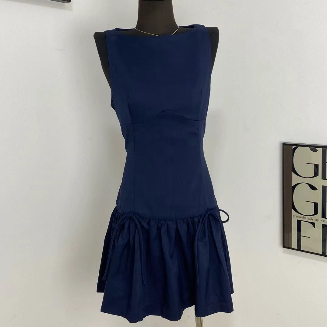 Sleeveless Short Dress With Bow