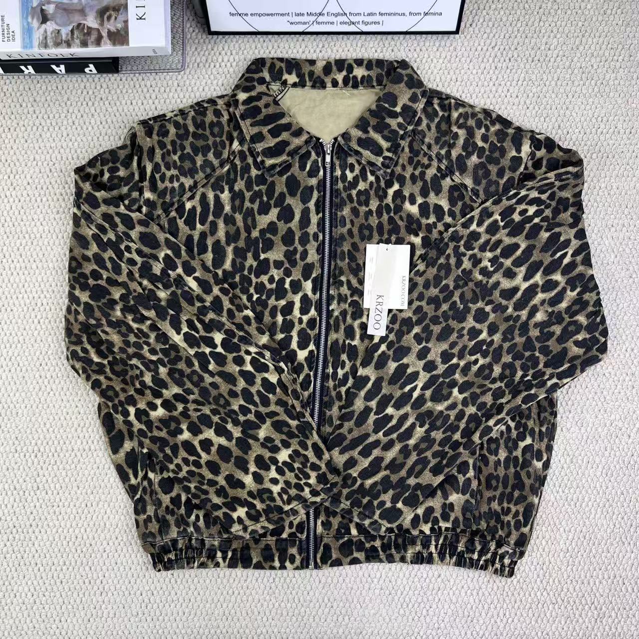 Leopard print collar jacket