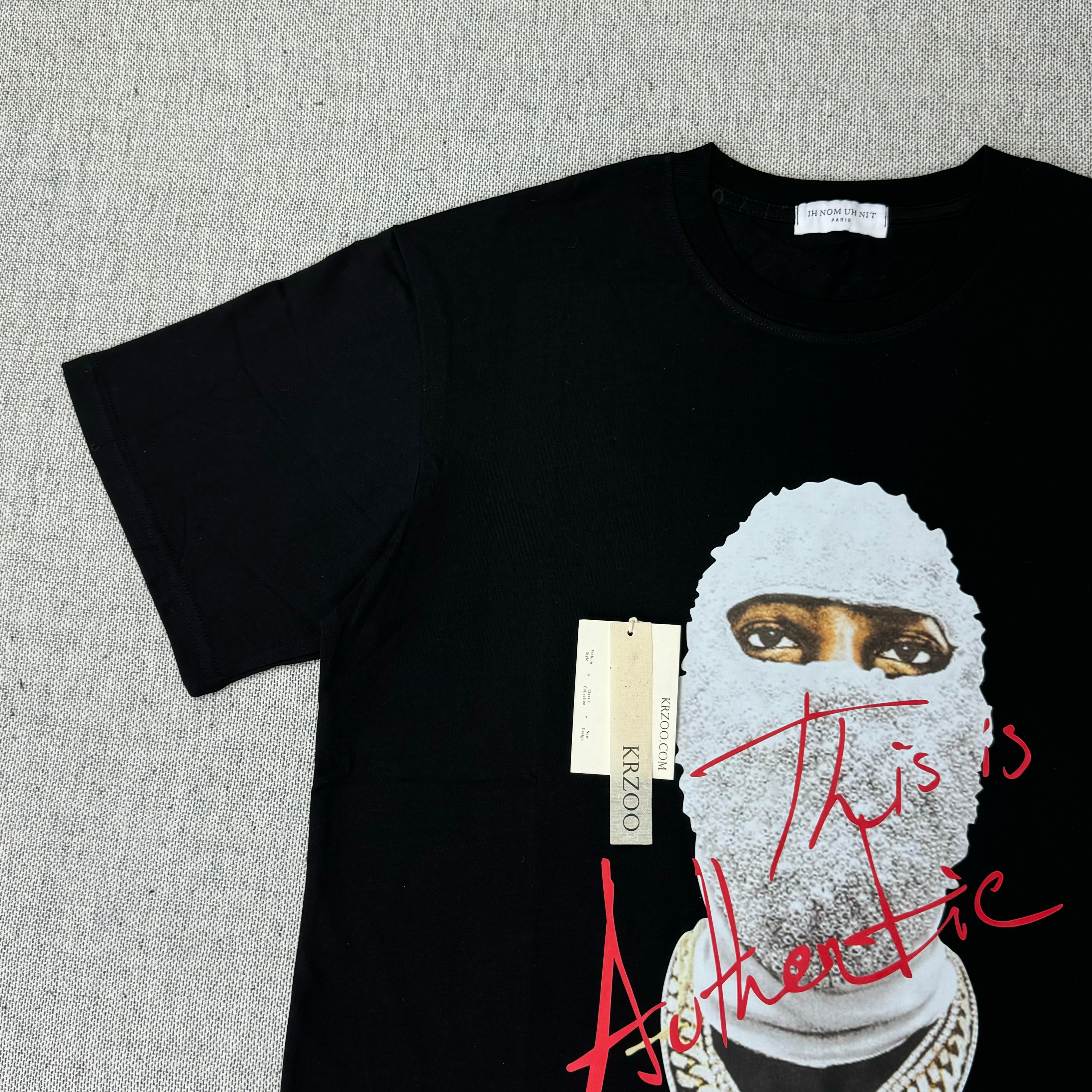 Masked Pearl Person Print T-Shirt