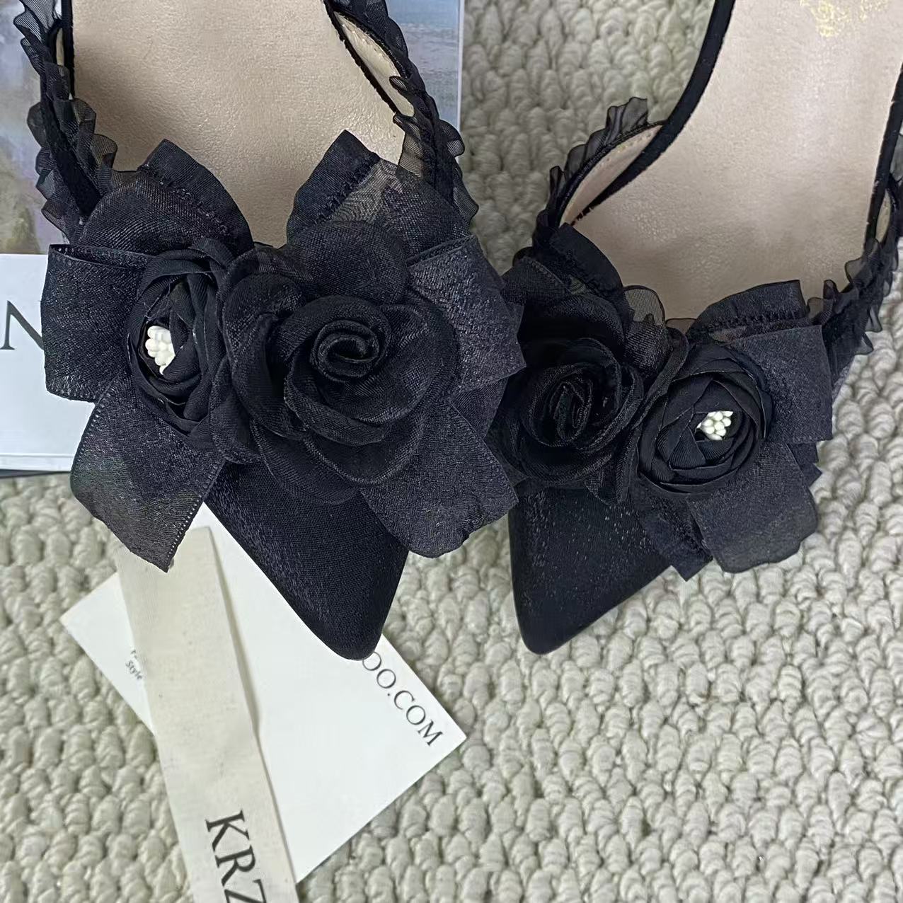 Black wedding high heels with pointed toes