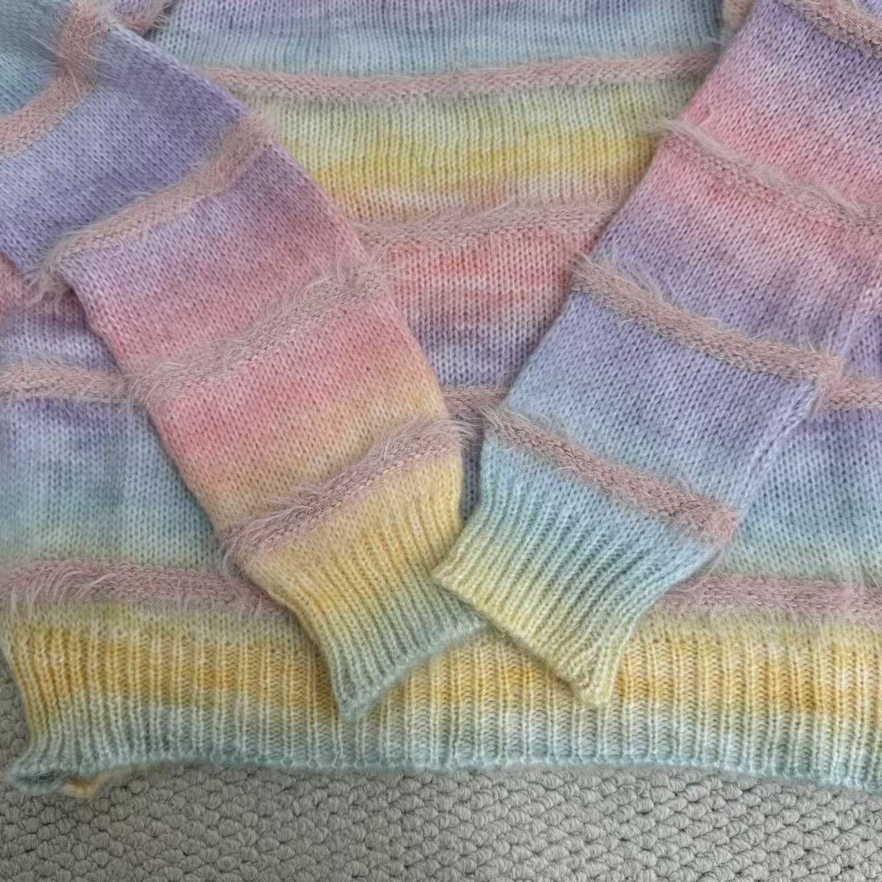 Gradient Striped Crew Neck Sweater