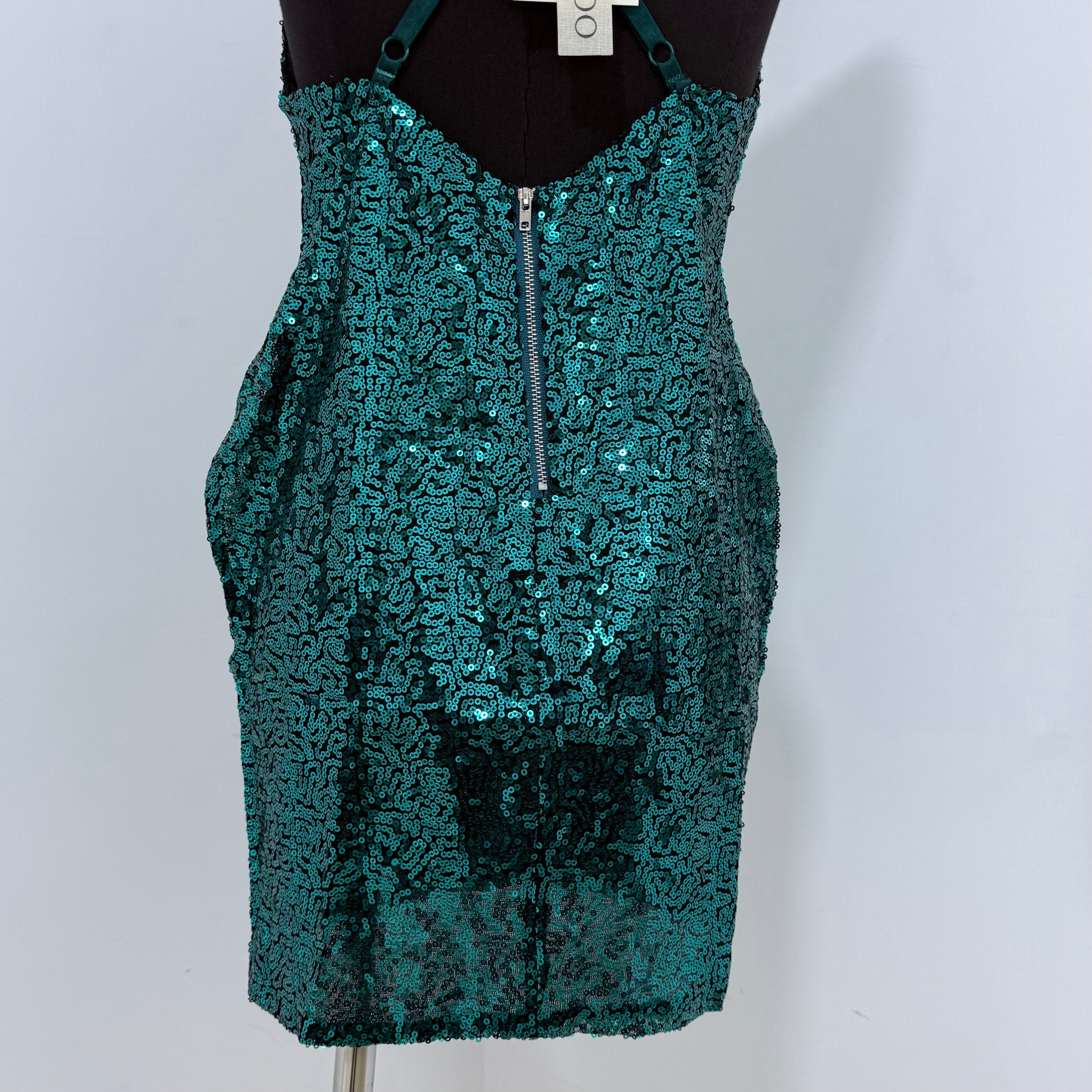 Sleeveless Sequined Backless Dress