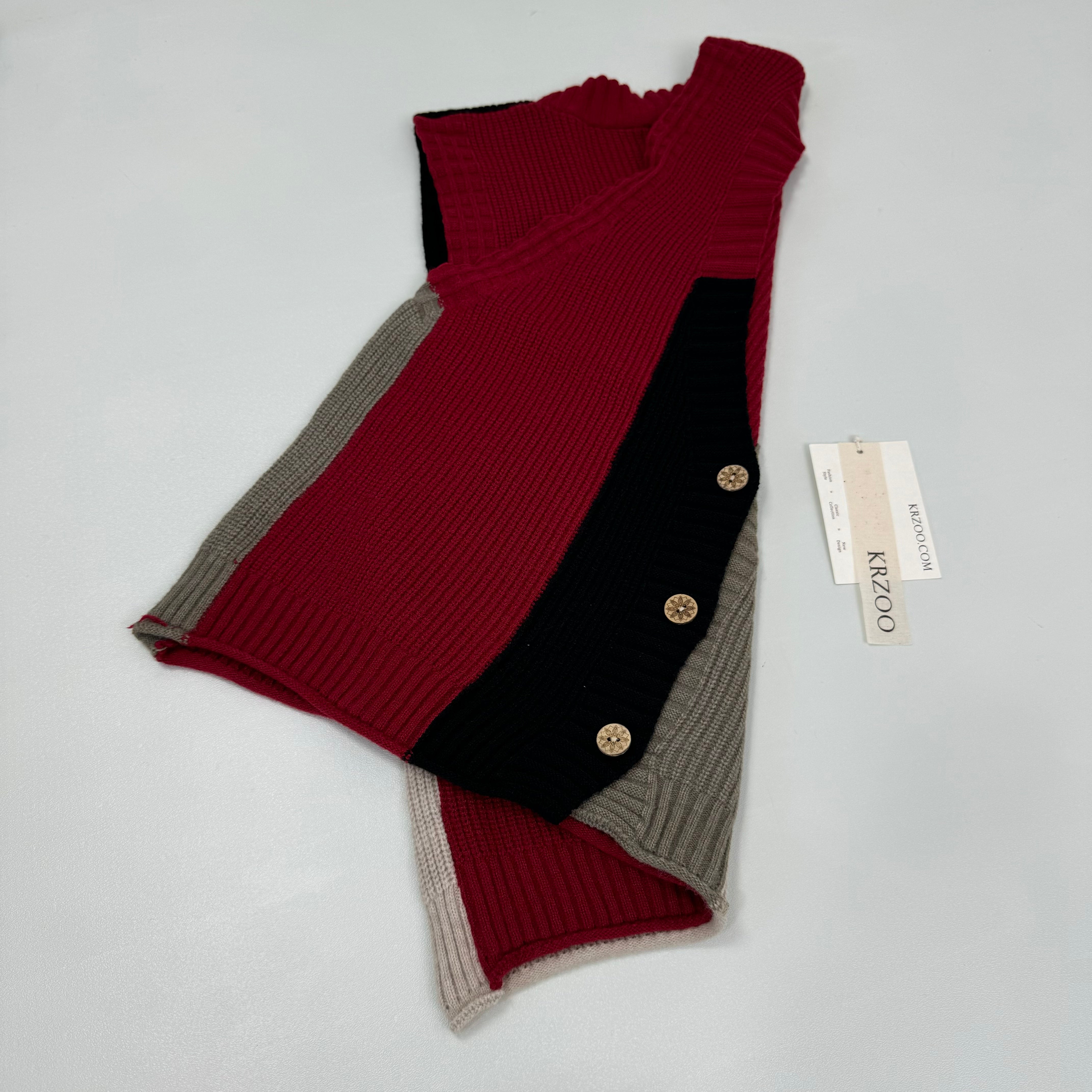 Women's knitted cardigan sweater vest