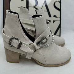 Bolt fastener thick-soled shoes