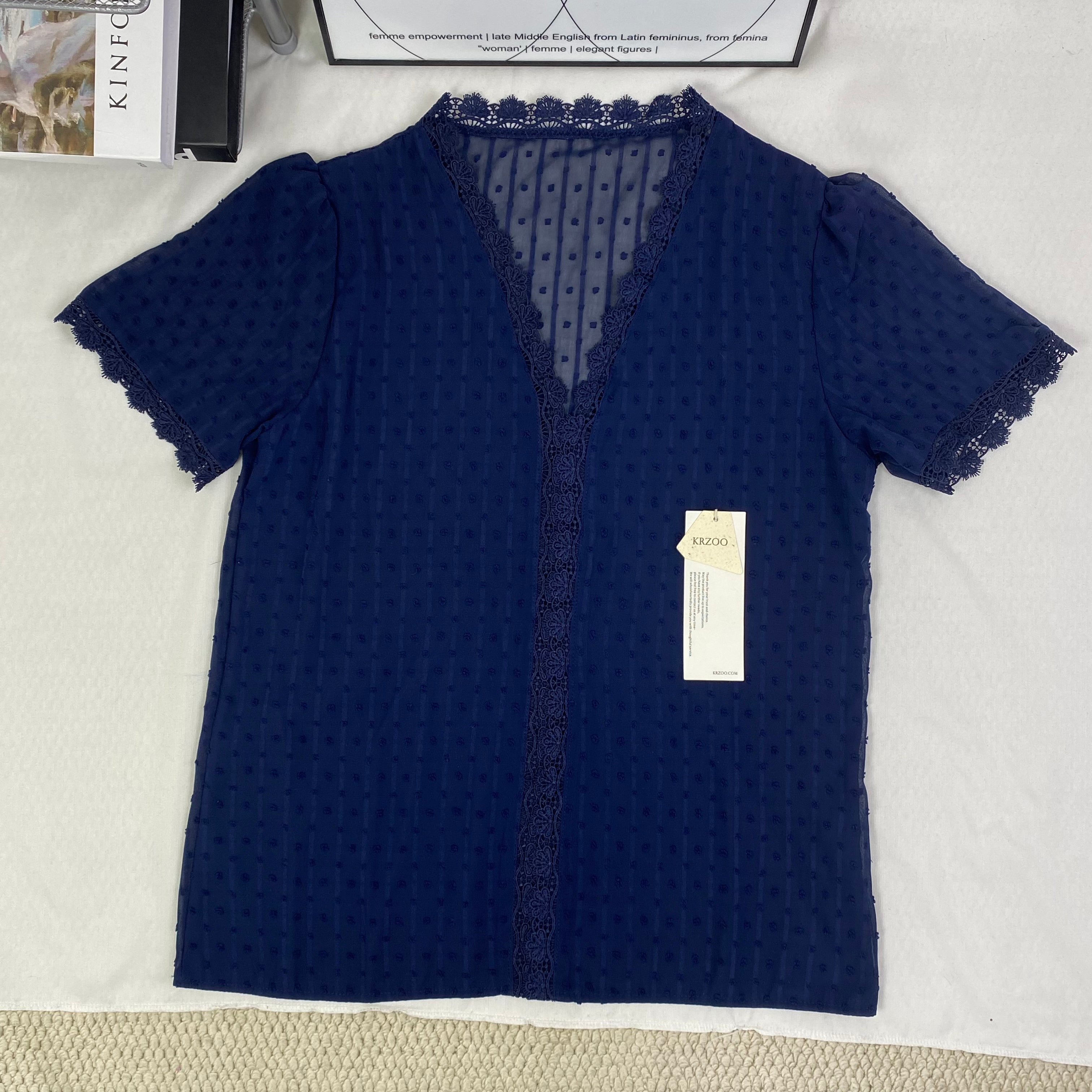 Loose V-neck pullover short-sleeved top