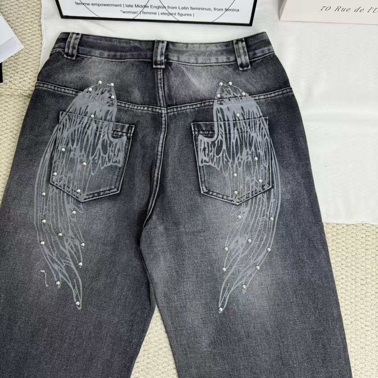 Distressed Gradient Wing Print Wide-Leg Pants