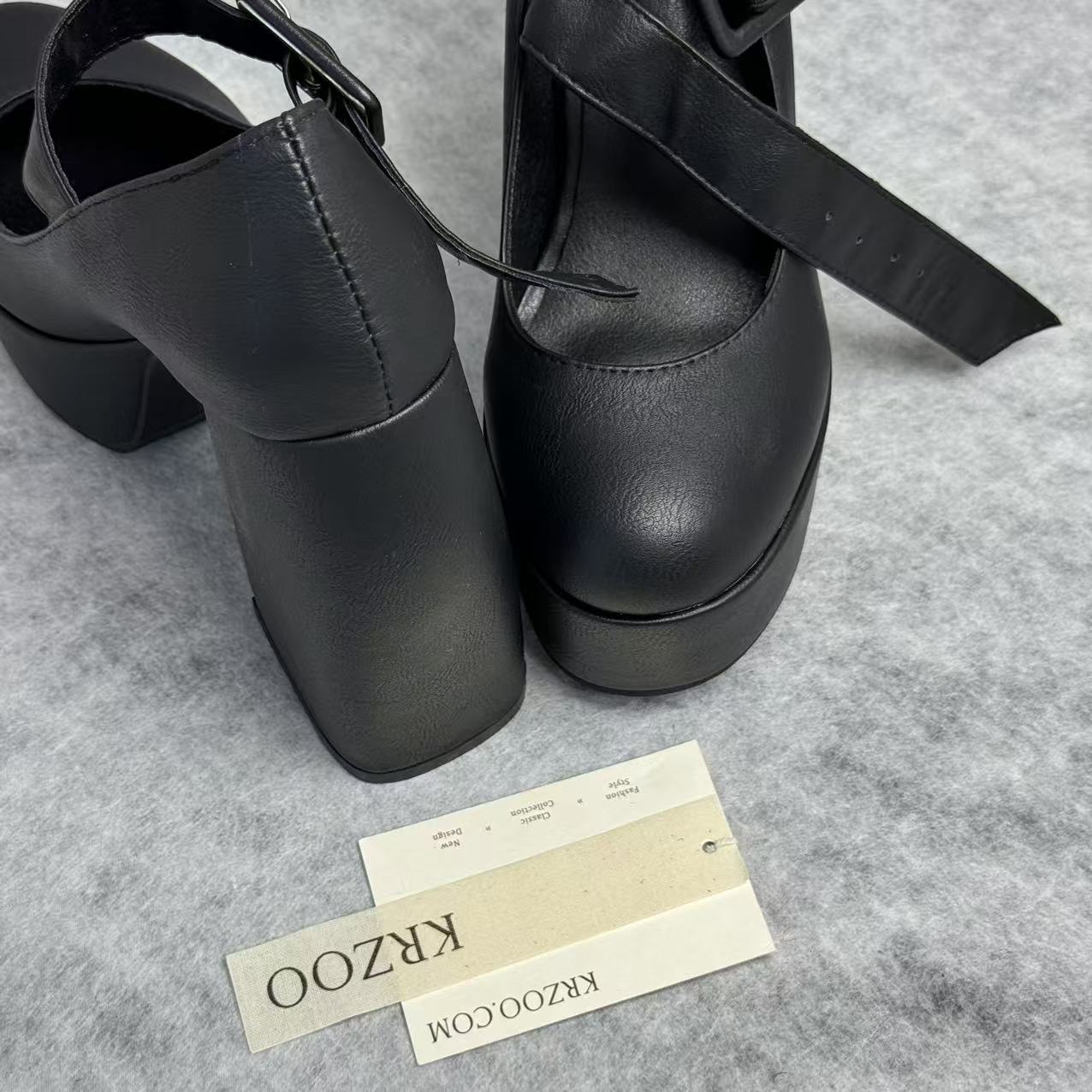 Alien-shaped thick-soled extremely high-heeled shoes