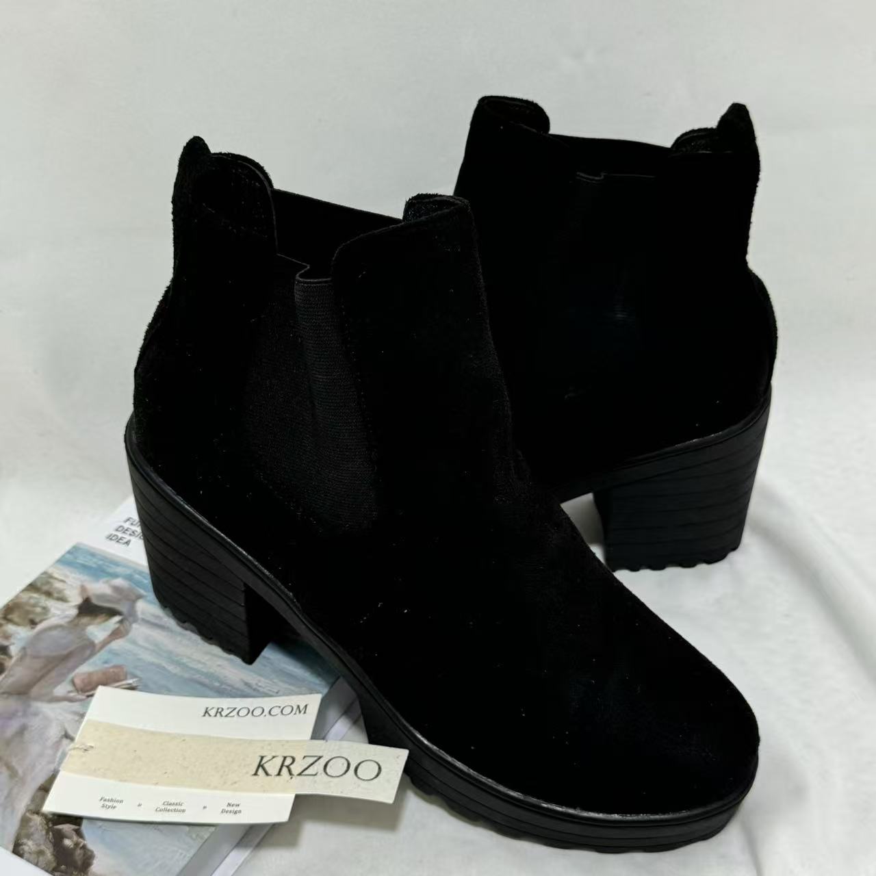 British-Style Platform Round-Toe Ankle Boots