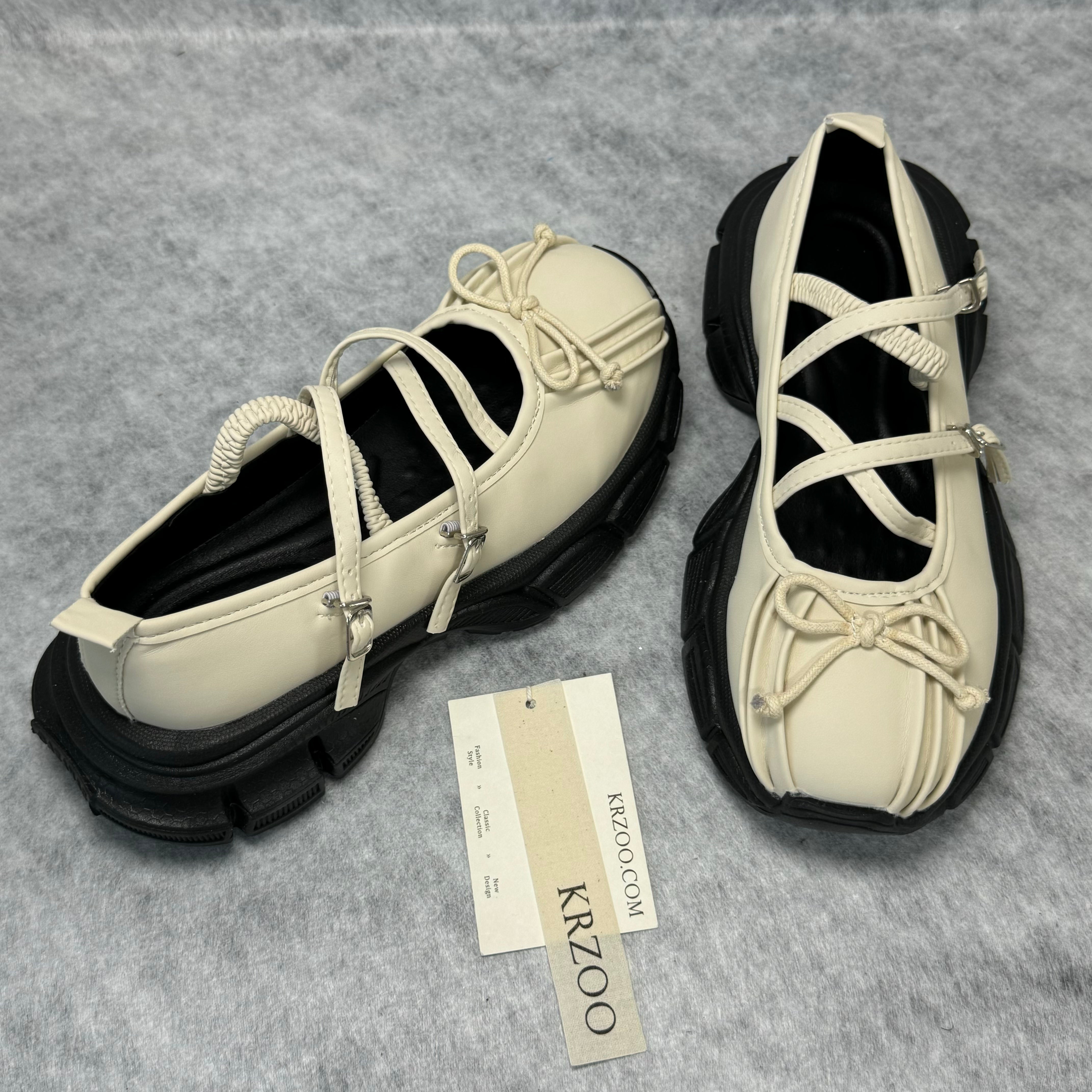 Belted platform ballet shoes with bow ties