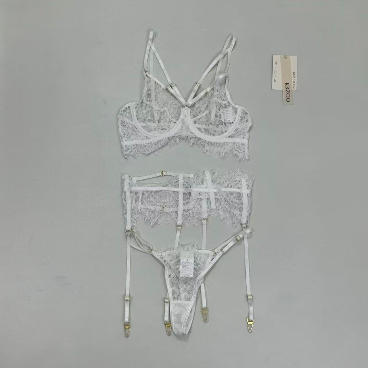 Lace ultra-thin lingerie set of three pieces