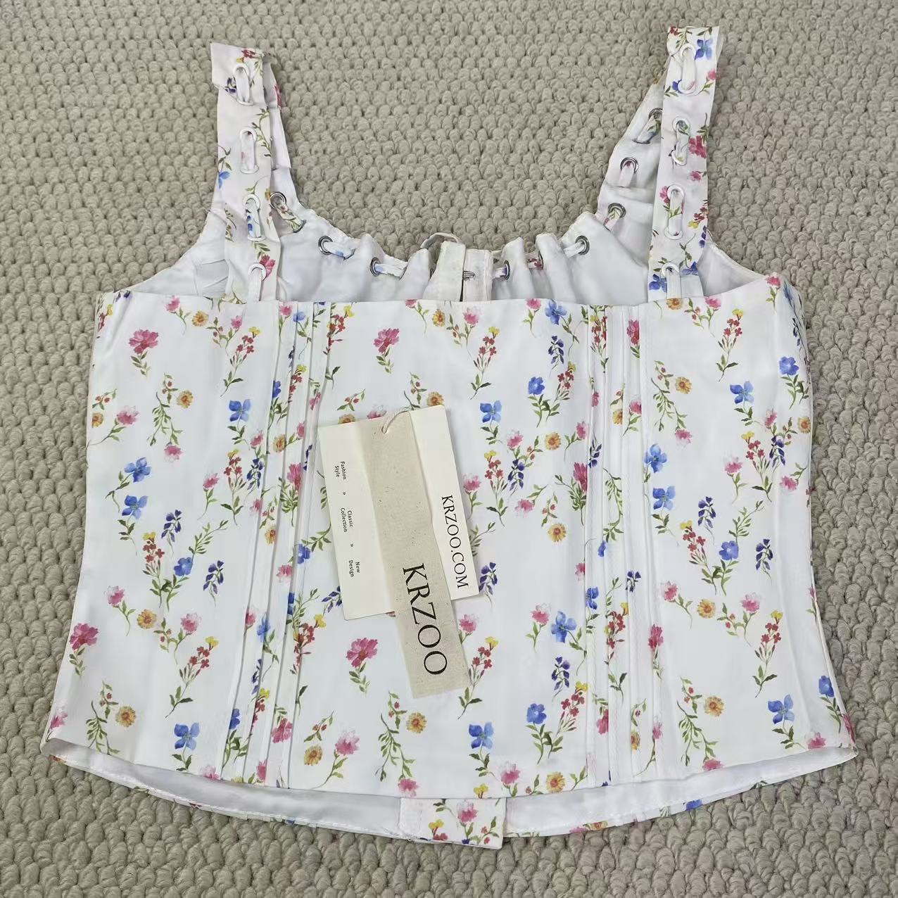 Printed halter-neck short-sleeved top