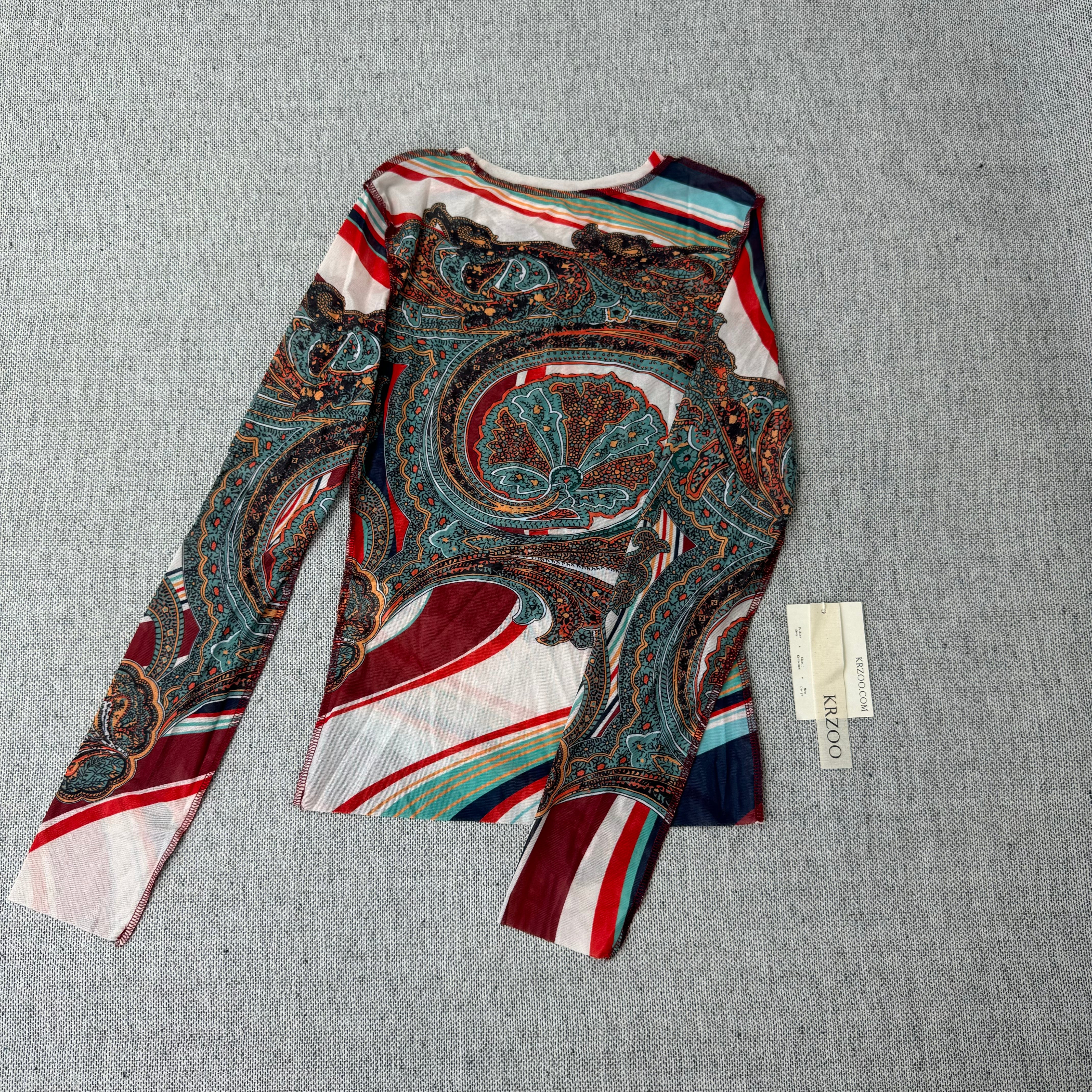 Half-collared long-sleeved chiffon fitted t-shirt