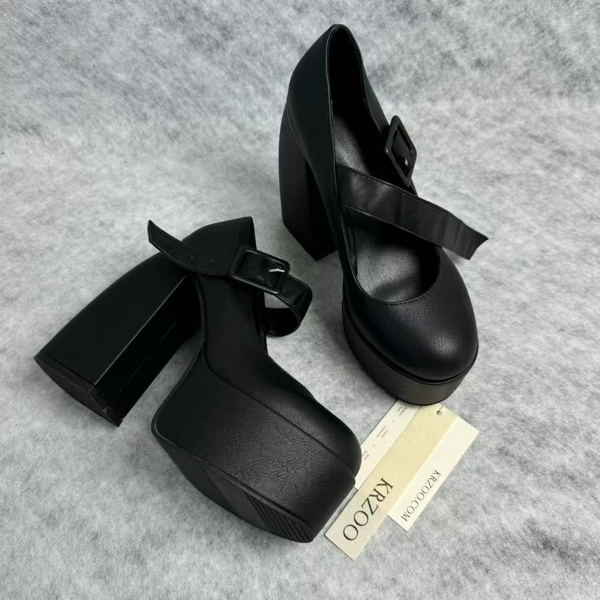 Alien-shaped thick-soled extremely high-heeled shoes