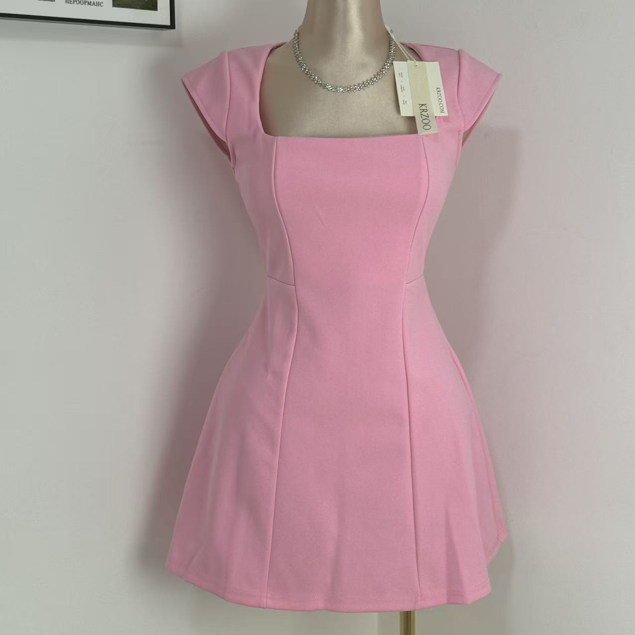 Slim-Fit Backless A-Line Dress