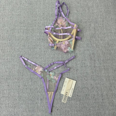 Heavy-duty embroidered floral lingerie set