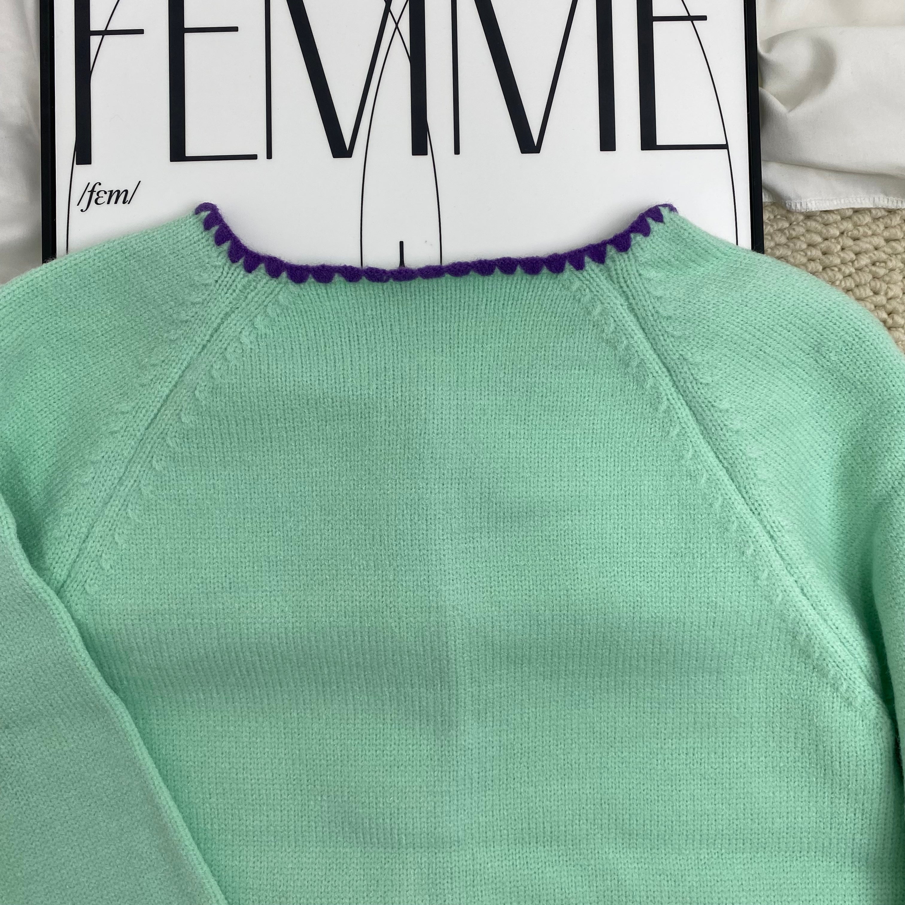 Retro Water Lazy Green Sweater