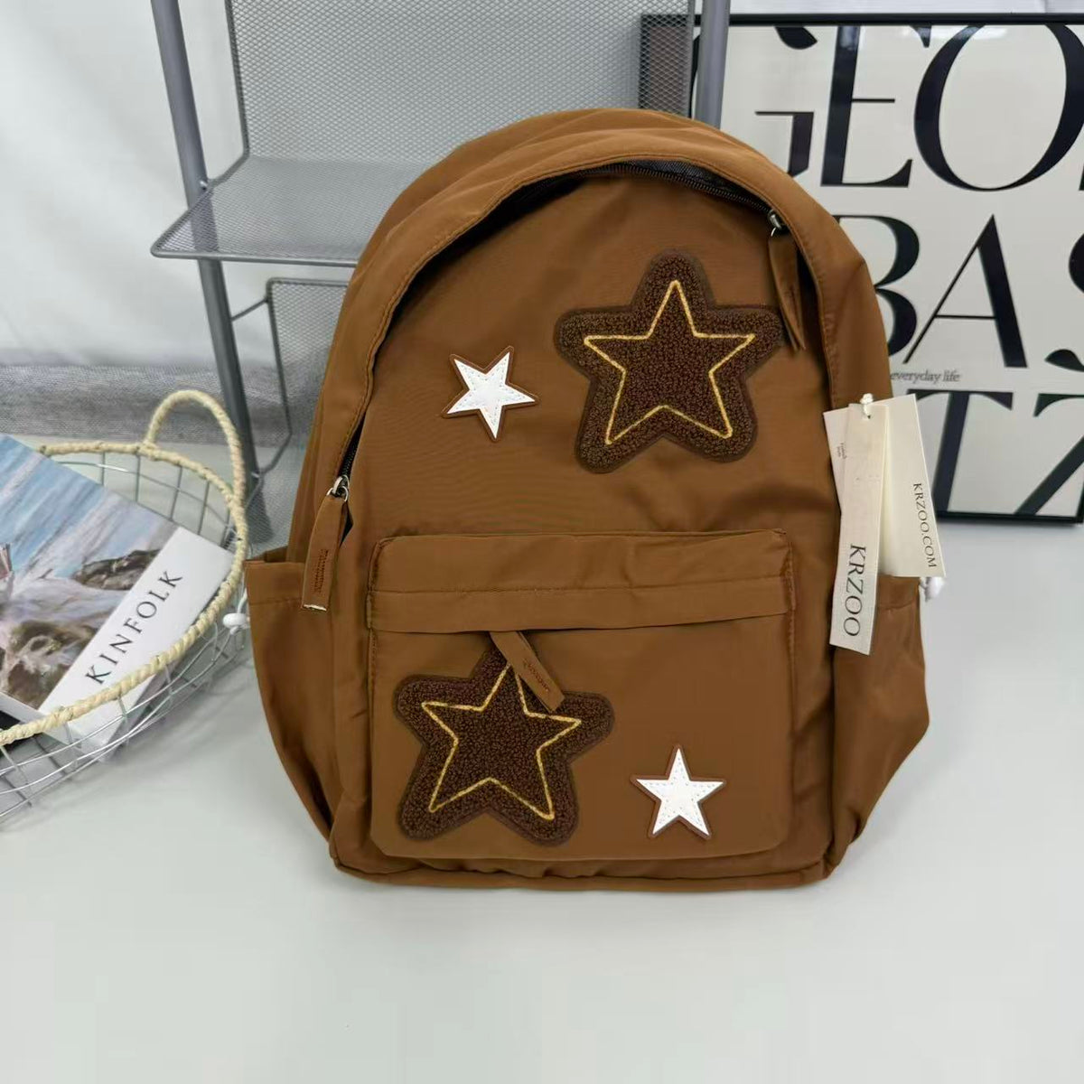 Large-capacity backpack for carrying books
