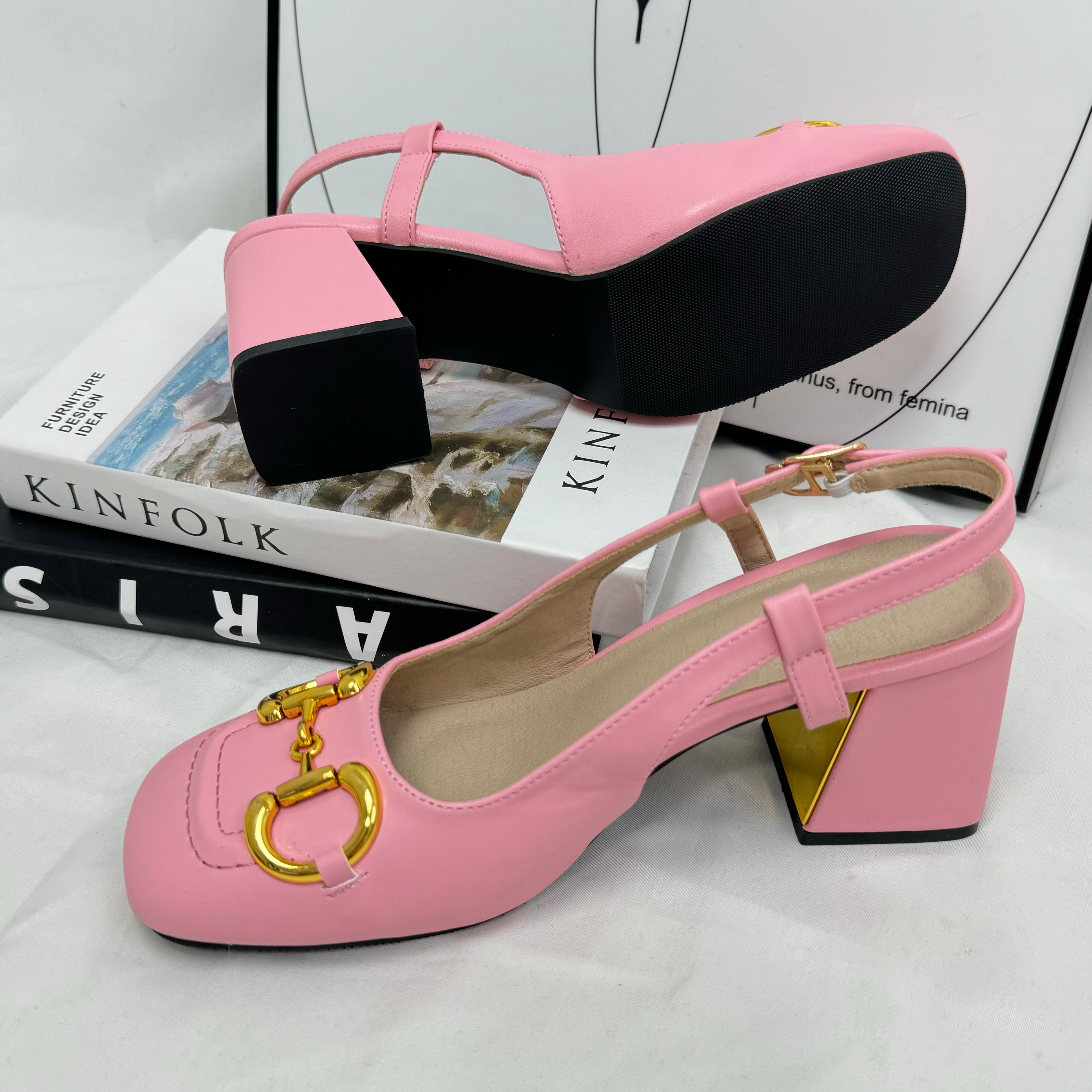 Square-toe retro soft thick-soled leather shoes