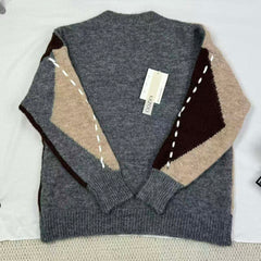 Lazy style, color-matched warm-toned sweater