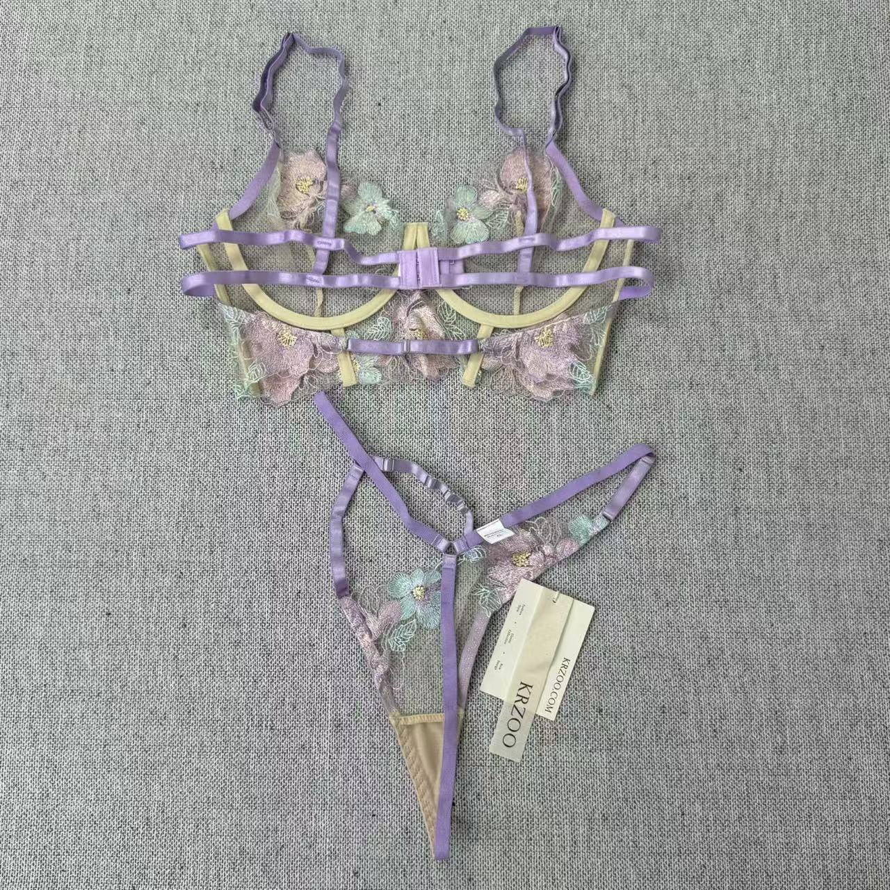 Heavy-duty embroidered floral lingerie set