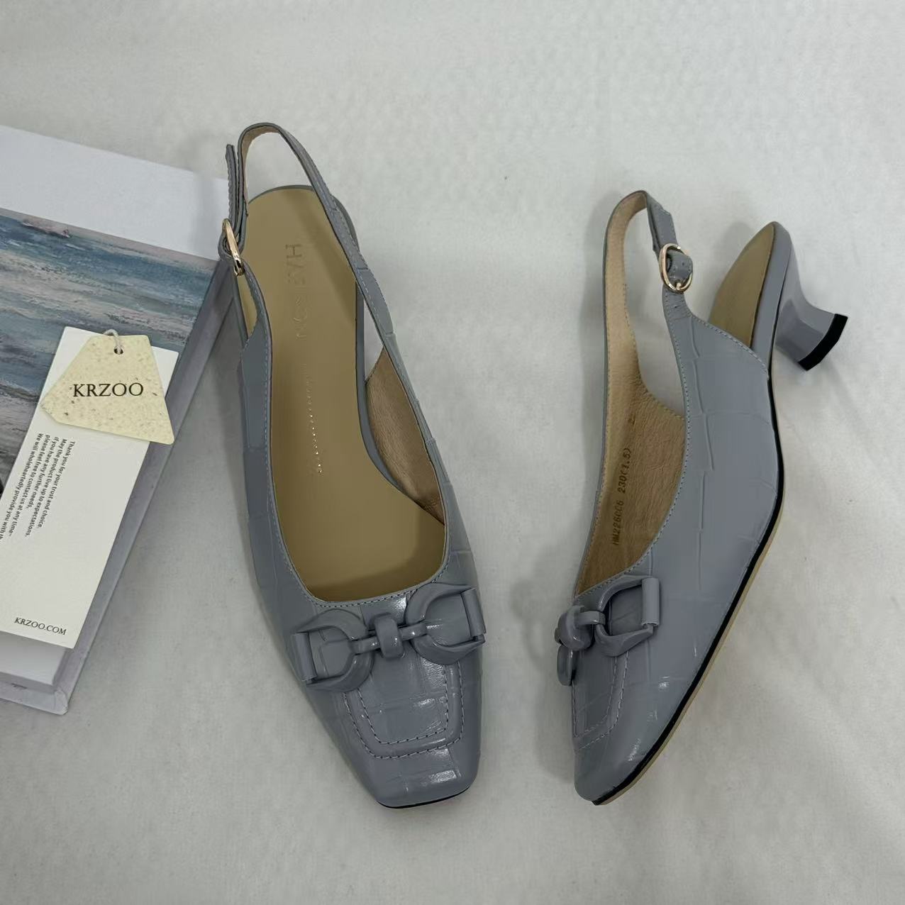Cowhide Sandals With Enclosed Toes