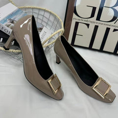 Metal square fastener painted leather square-toe shoes