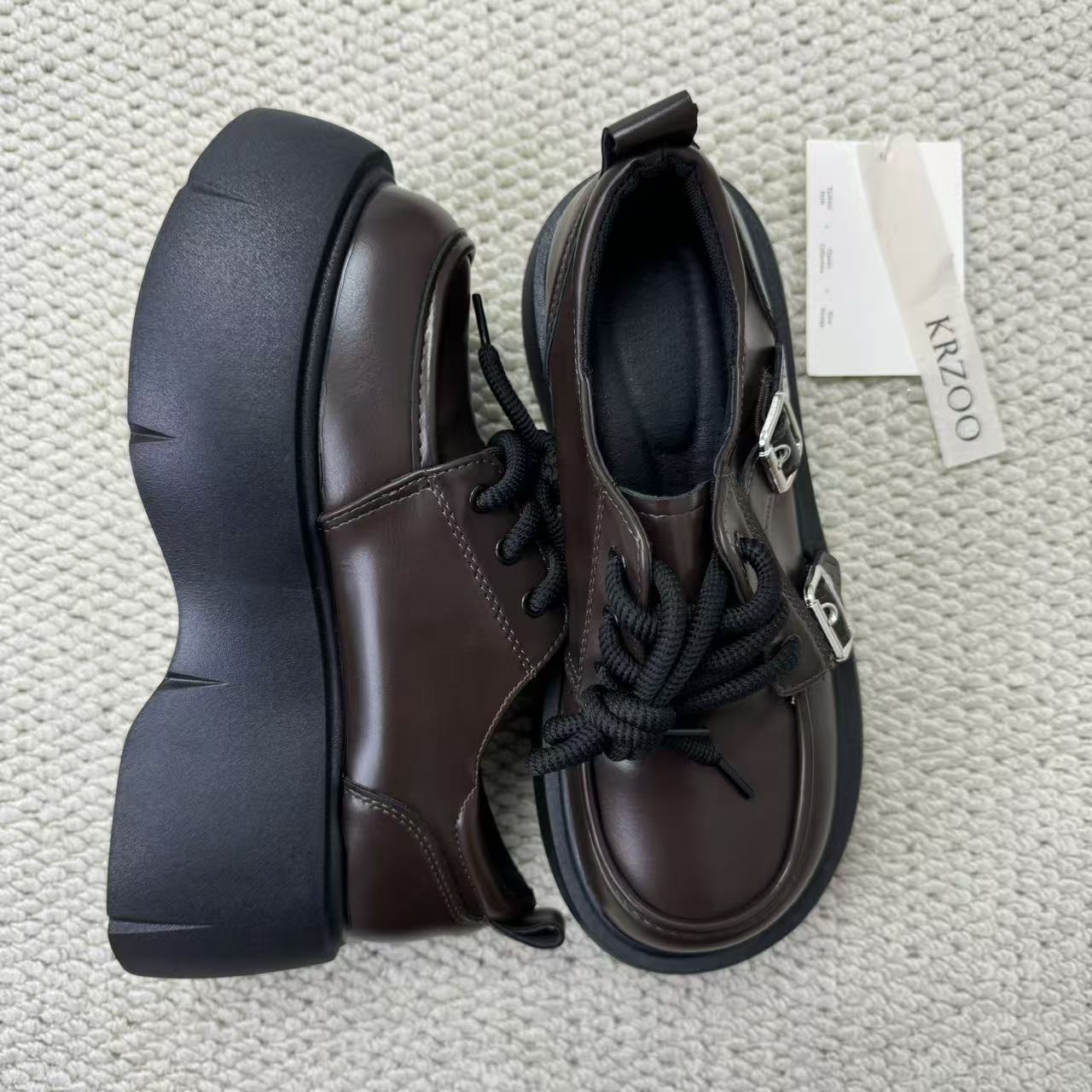Retro sponge cake platform low-heeled shoes