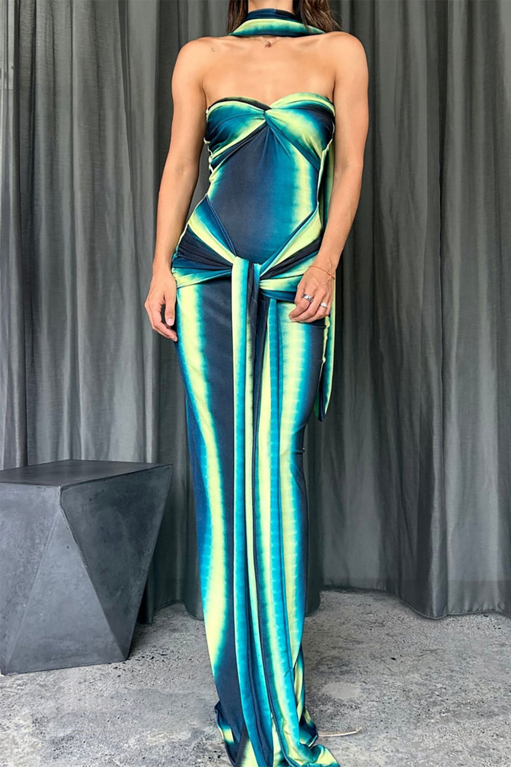 Twisted Strapless Ombre Color Fitted Tie Up Sash Maxi Dresses-Blue Pre Order