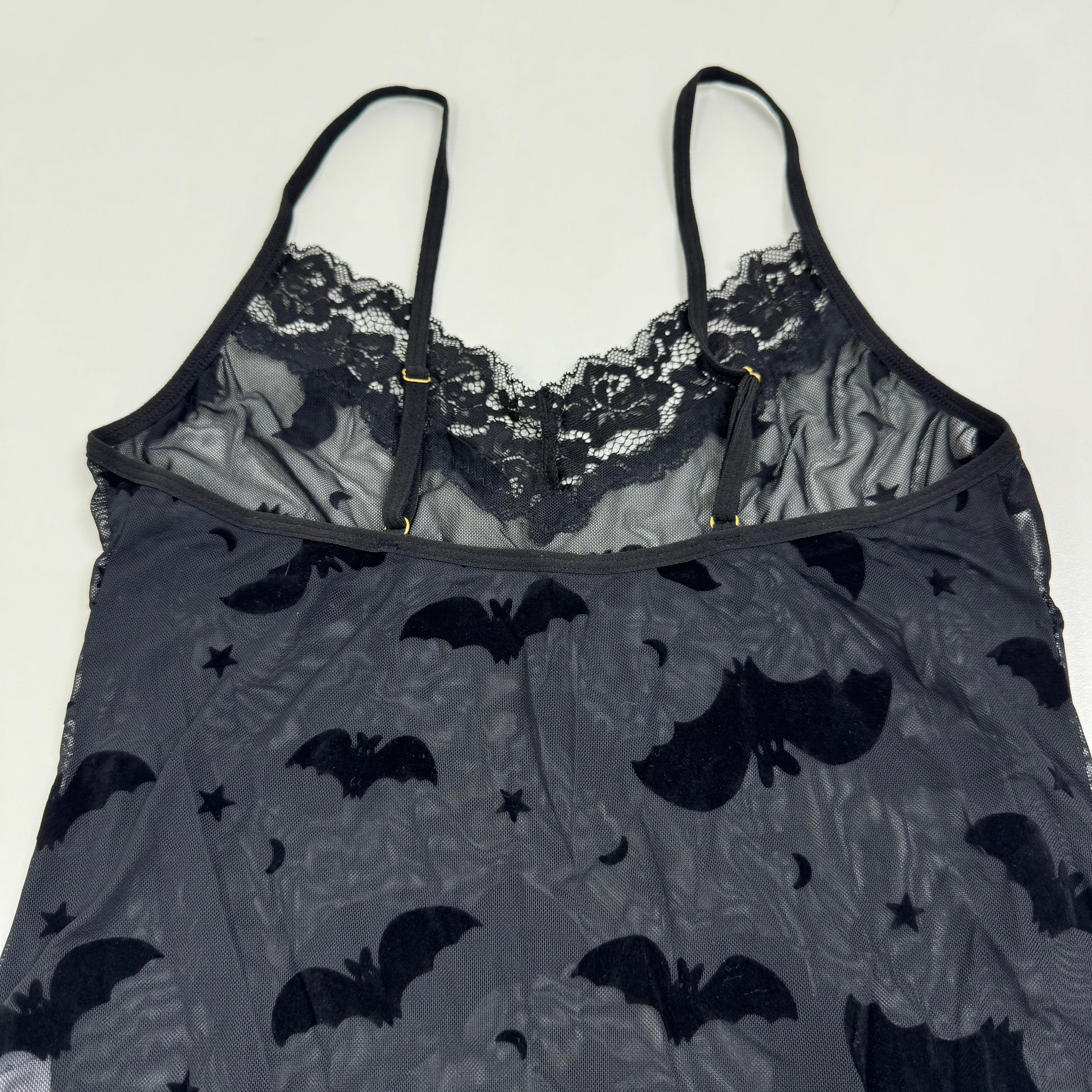 Backless dark bat print nightgown